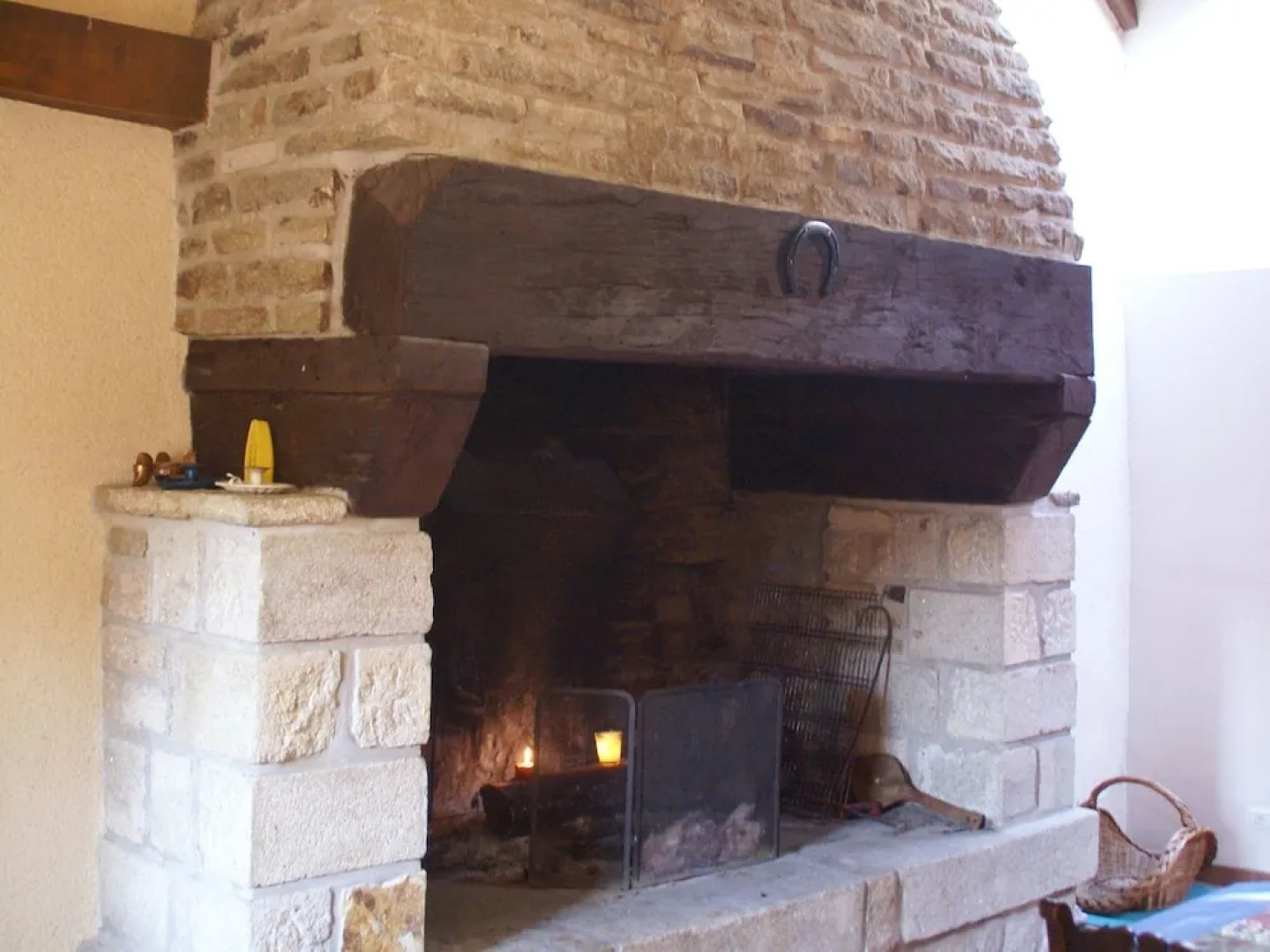 House in a Former Mill, Surrounded by a Large Garden and Outdoor Play Area