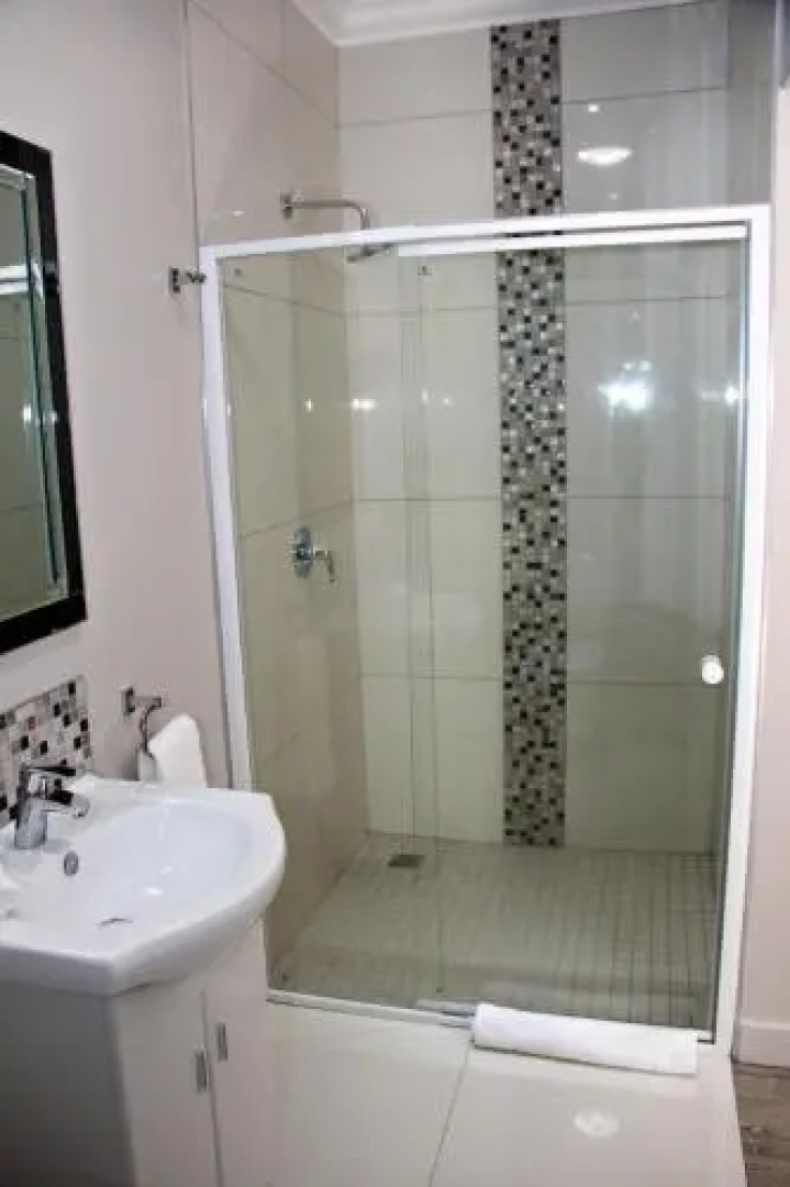 Green Kalahari Guesthouse