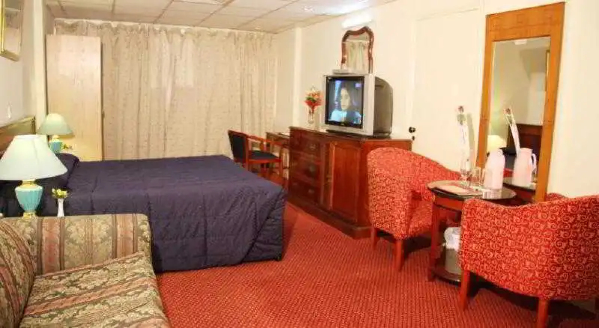 Sun And Sands Plaza Hotel