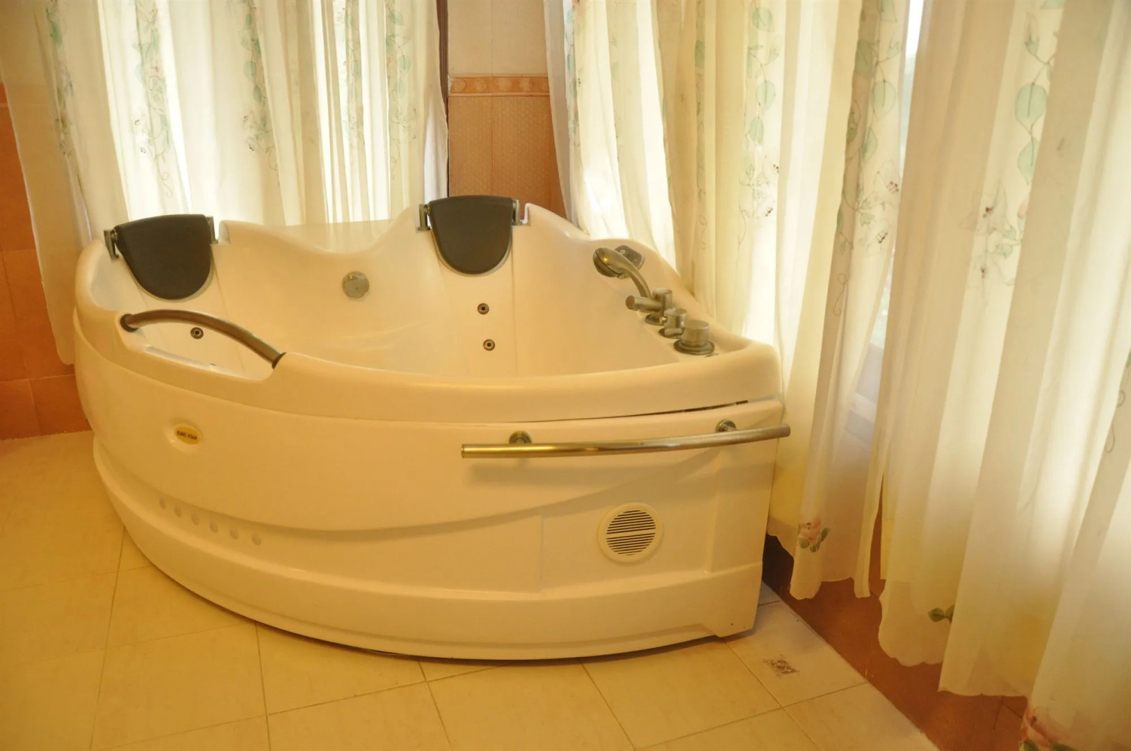 Aalankrita Resort and Convention