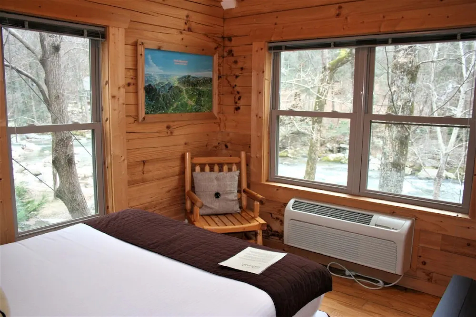 The Esmeralda Inn at Lake Lure