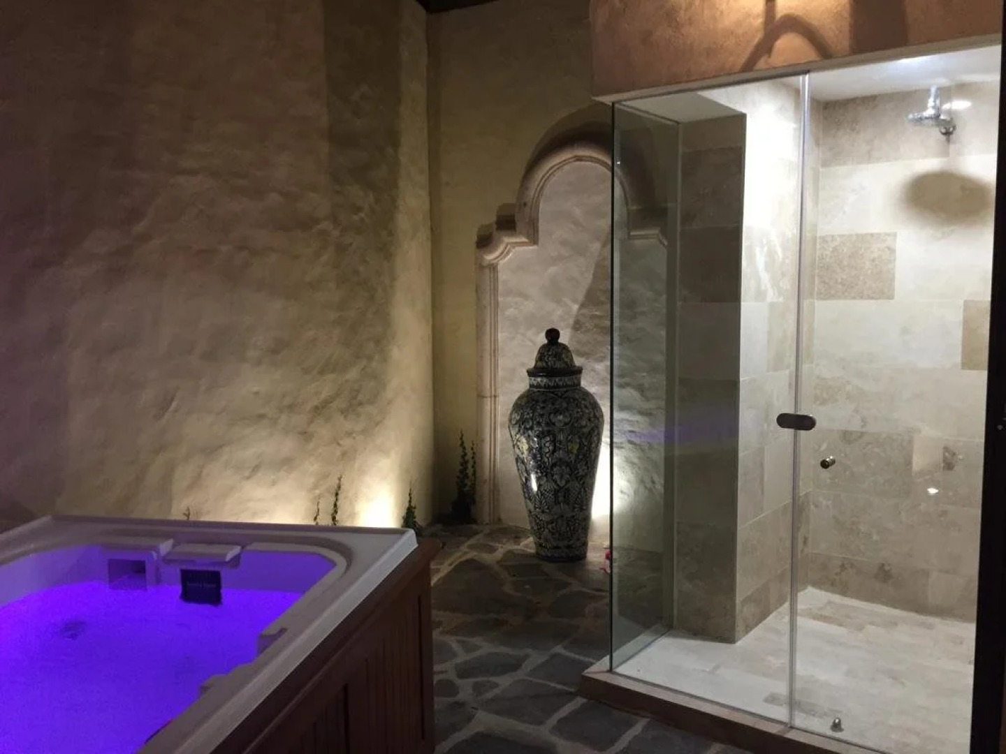 Hotel Lindo Ajijic Bed & Breakfast