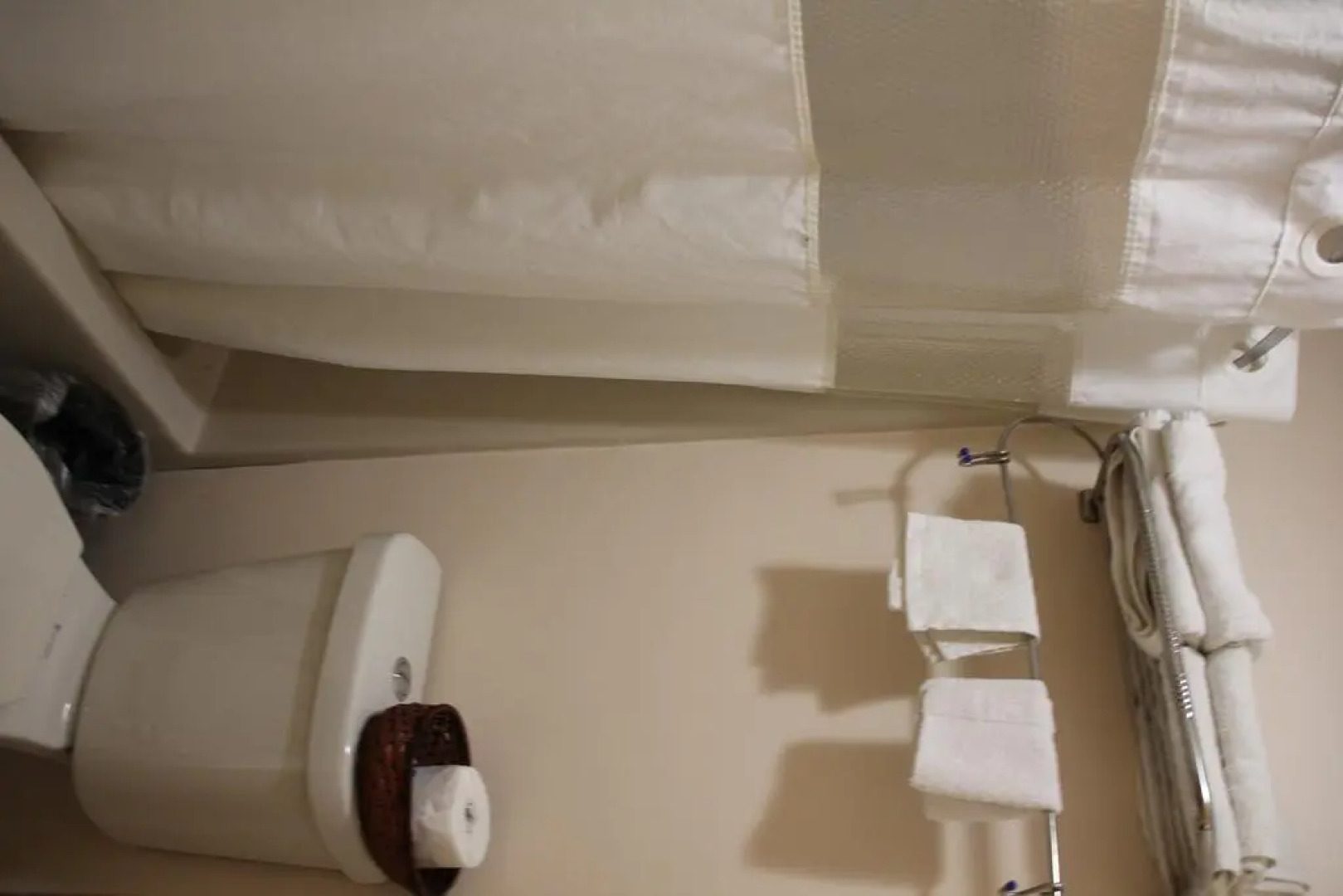 Sterling Inn Niagara Falls near IAG Airport