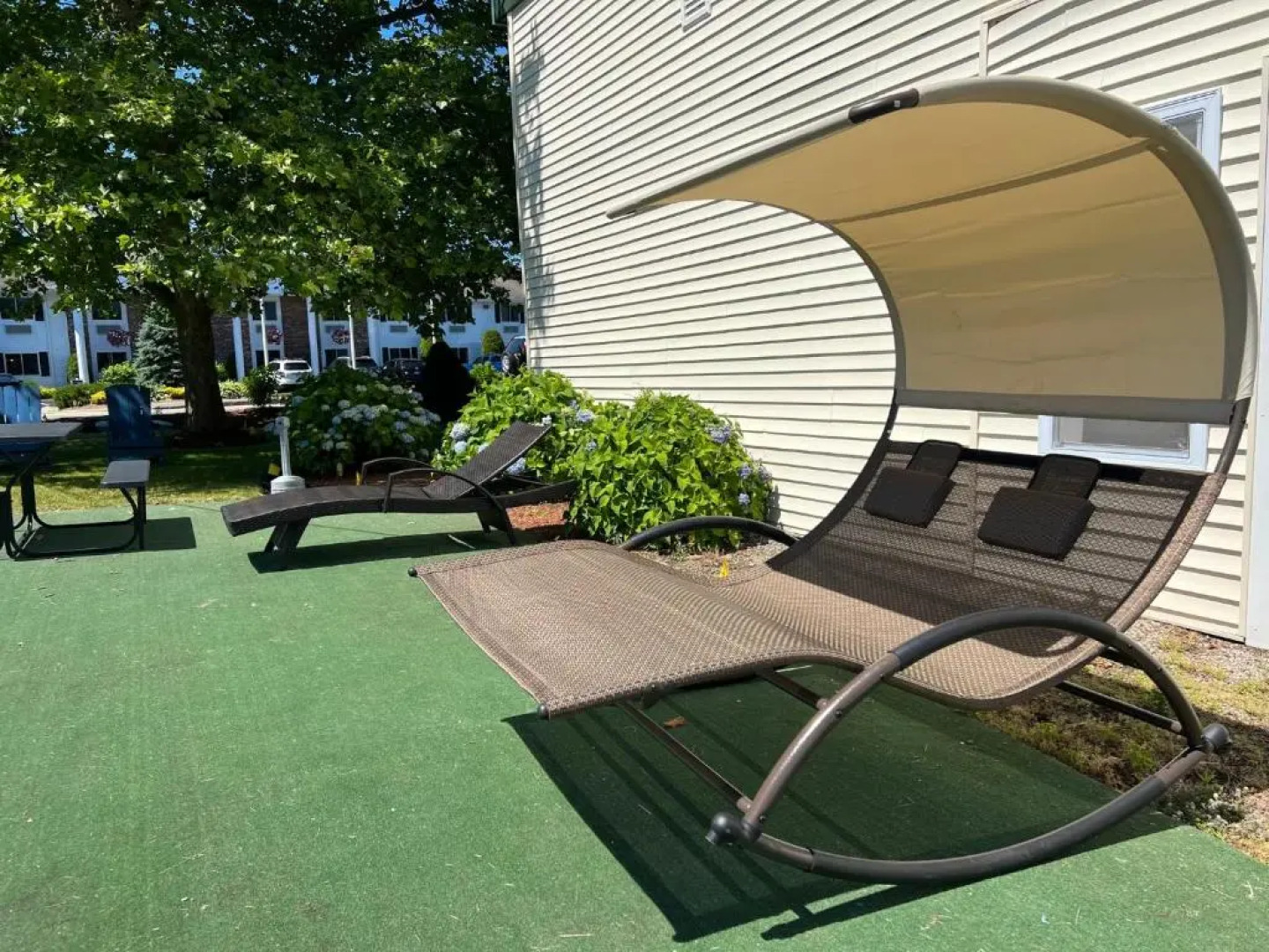 Sunbird Cape Cod Resort