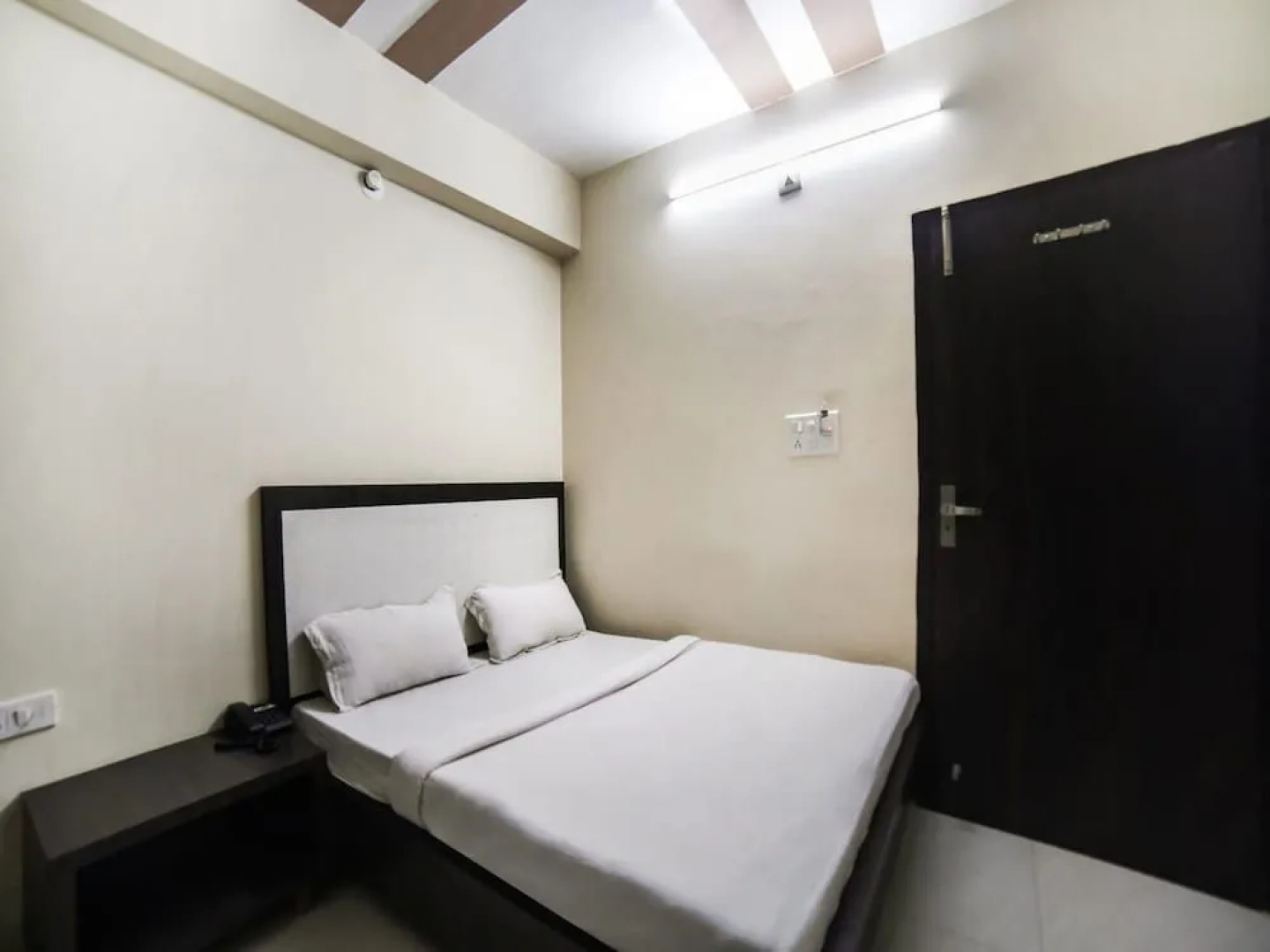 Spot On 37343 Hotel Abhimanyu Inn