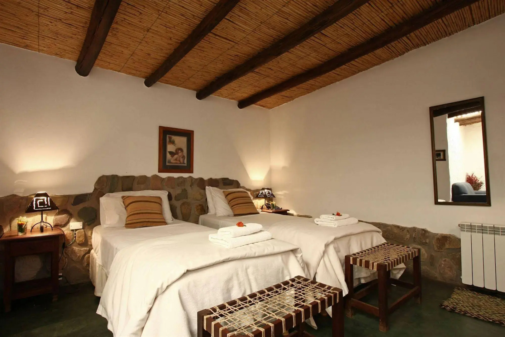 Posada Con Los Angeles