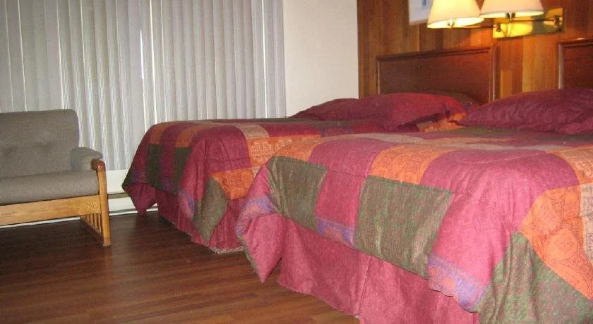 Motel Manic 2000