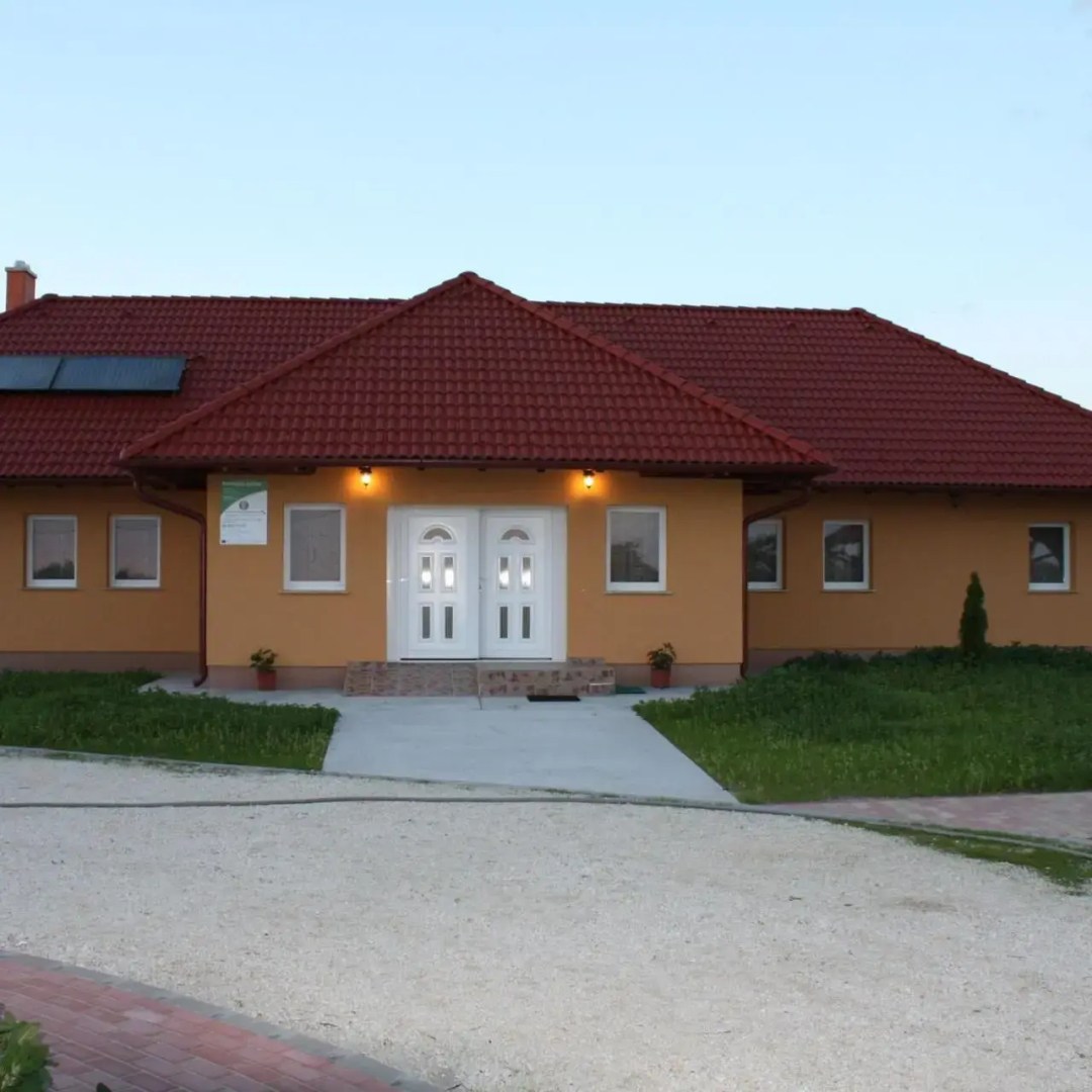 Bencsik Tanya Szentkirály