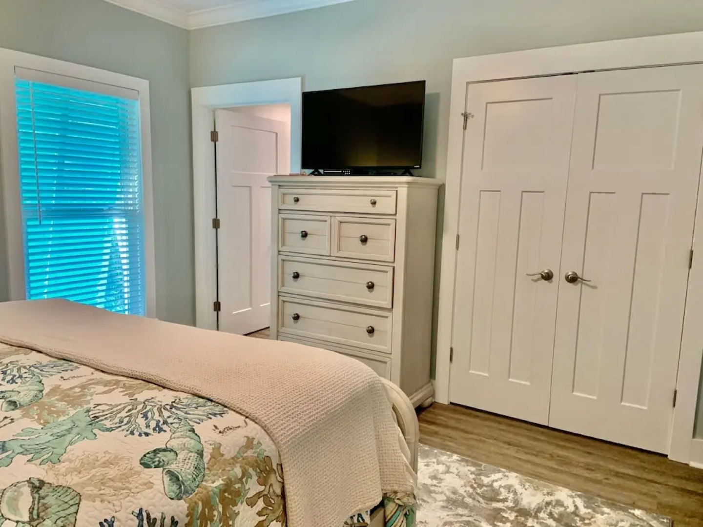 The Rookery Iii 7001 3 Bedroom Cottage by RedAwning