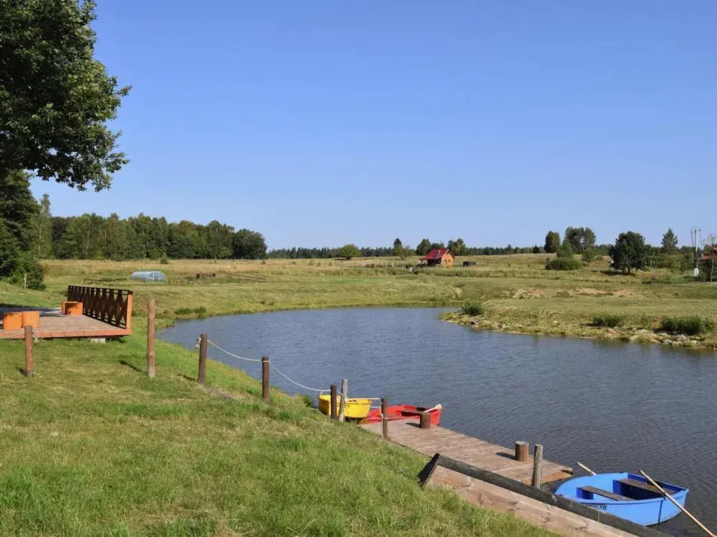 Semi-detached House Near the Lake