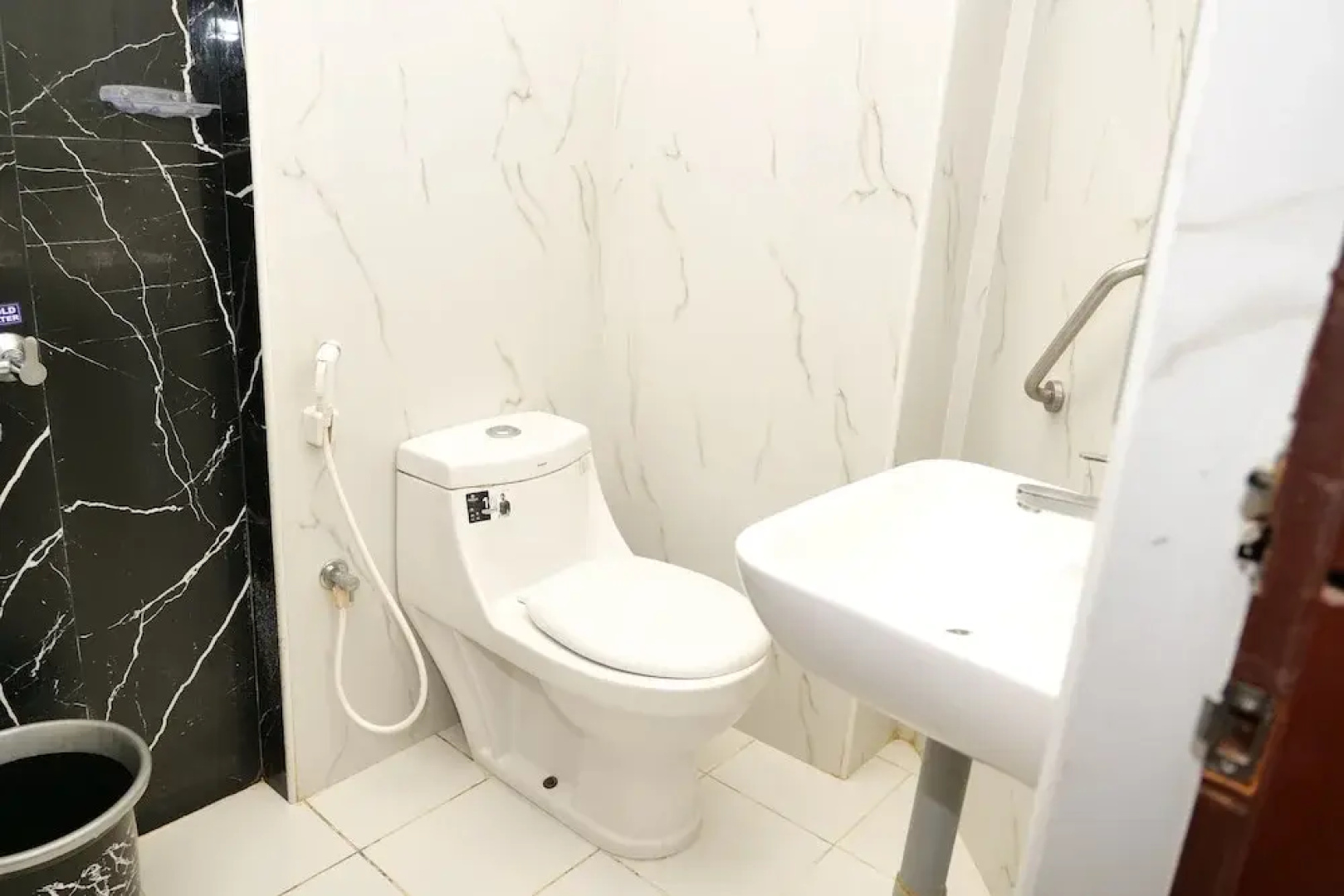 Sakthi Hotel