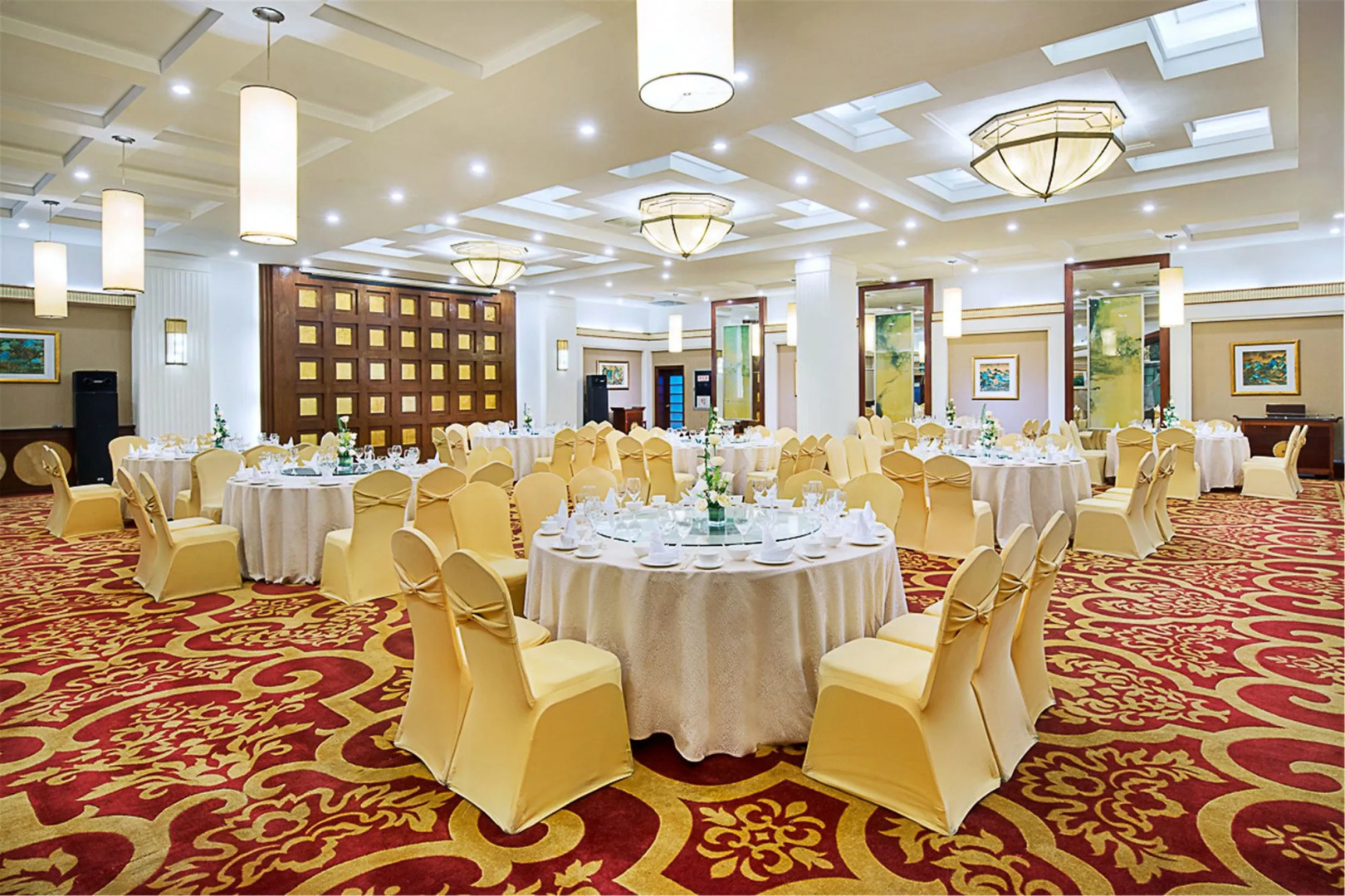 Holiday Inn Zhengzhou by IHG