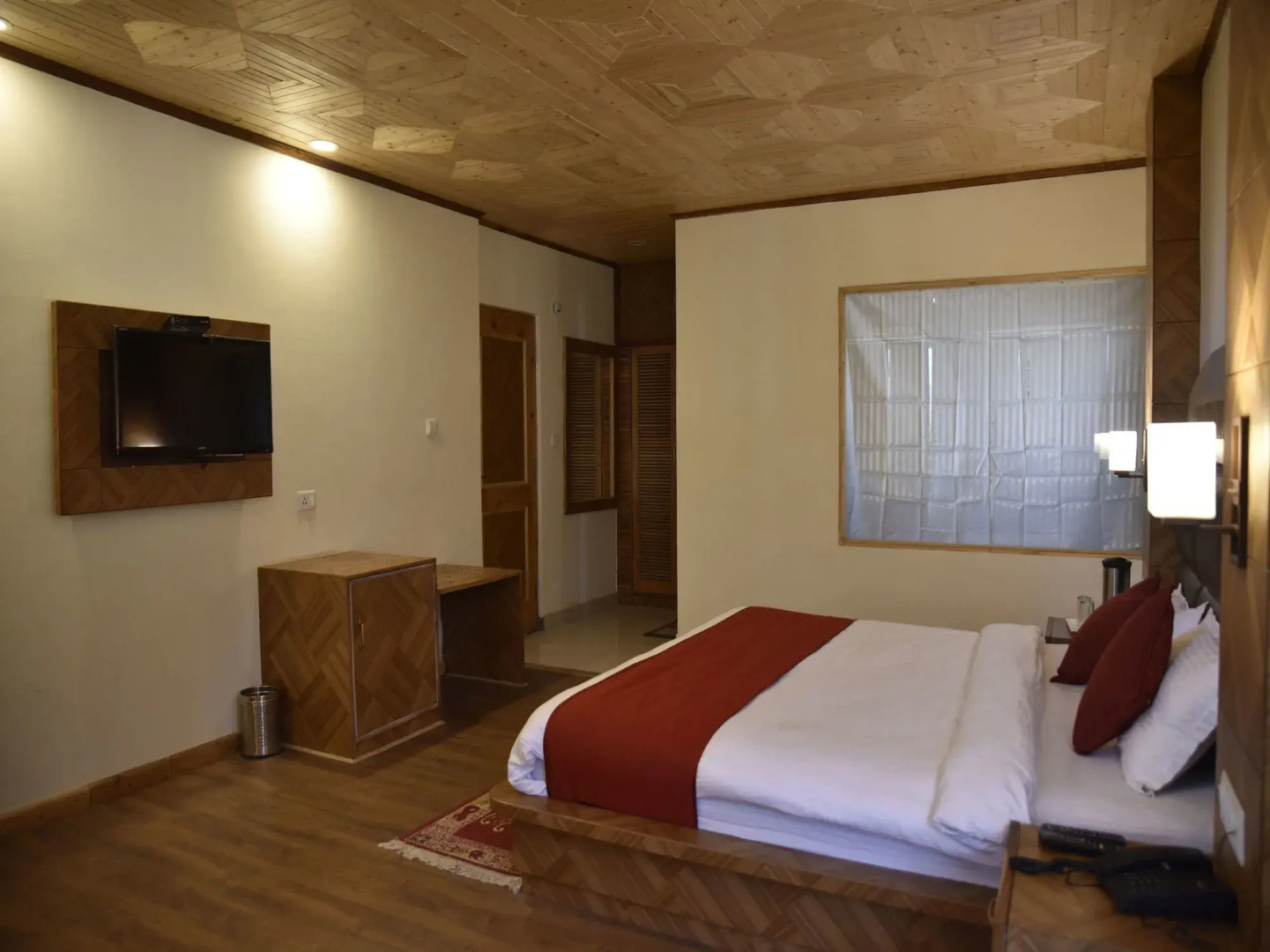 OYO Rooms Apple Orchards Gadherni