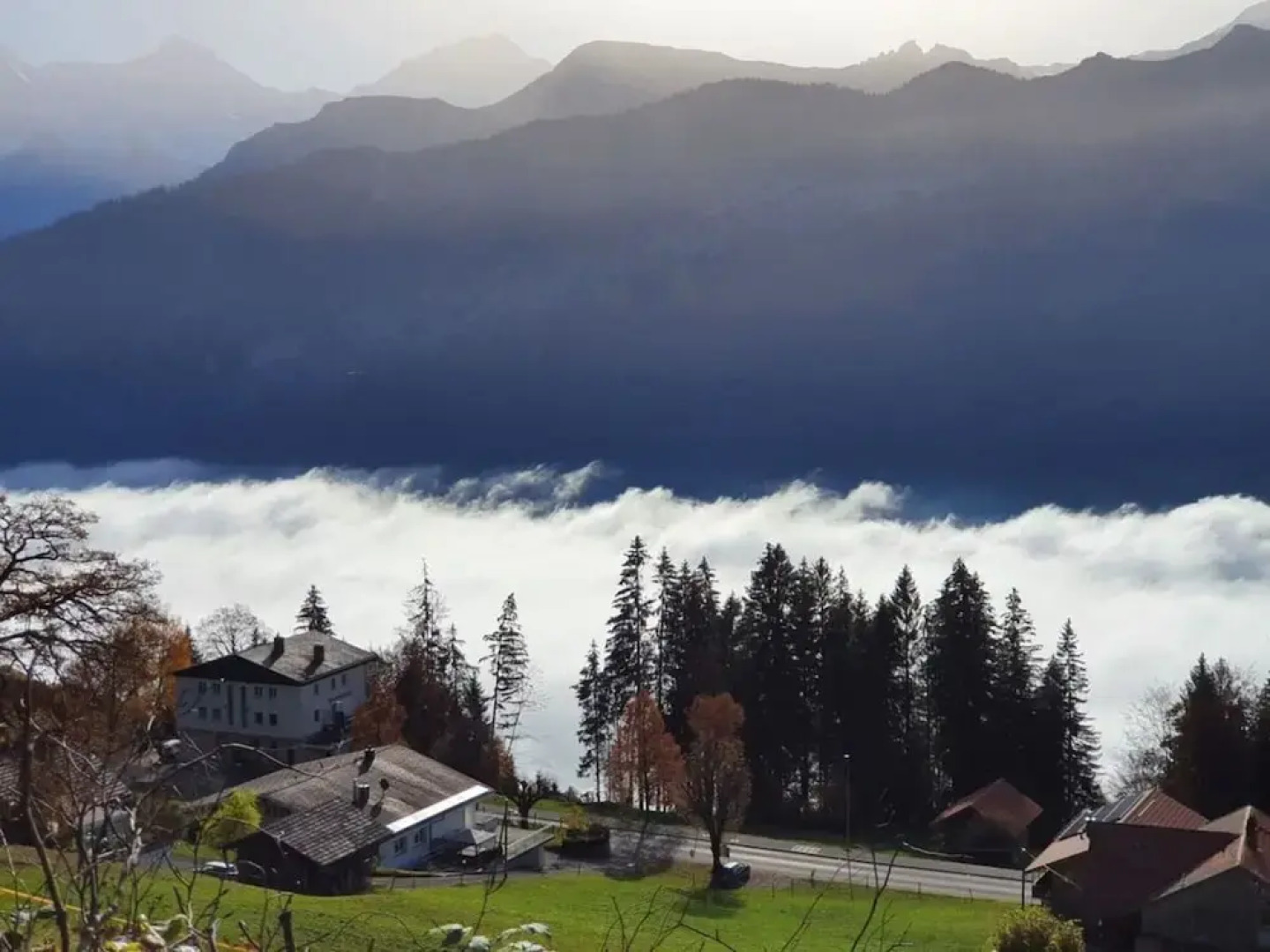 Apartment Chalet Beatrice Share