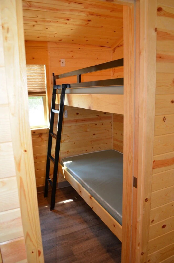 Sun Retreats Arran Lake