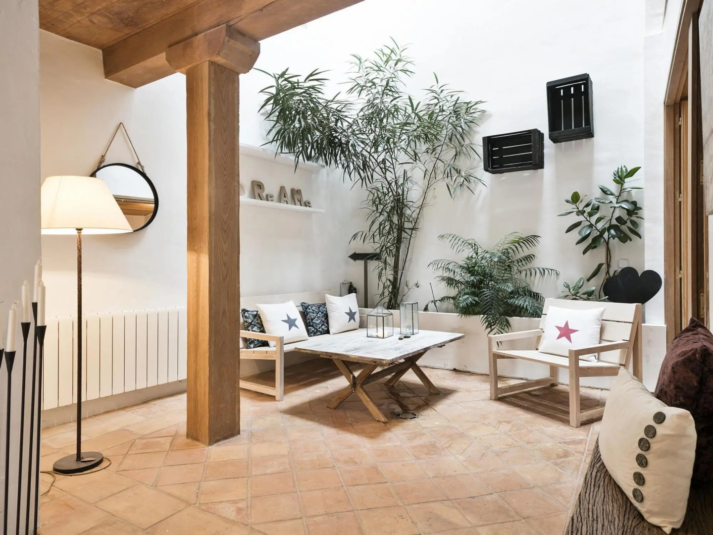 Luxurious Traditional Catalan House With Pool in Marenya, Costa Brava-empordà