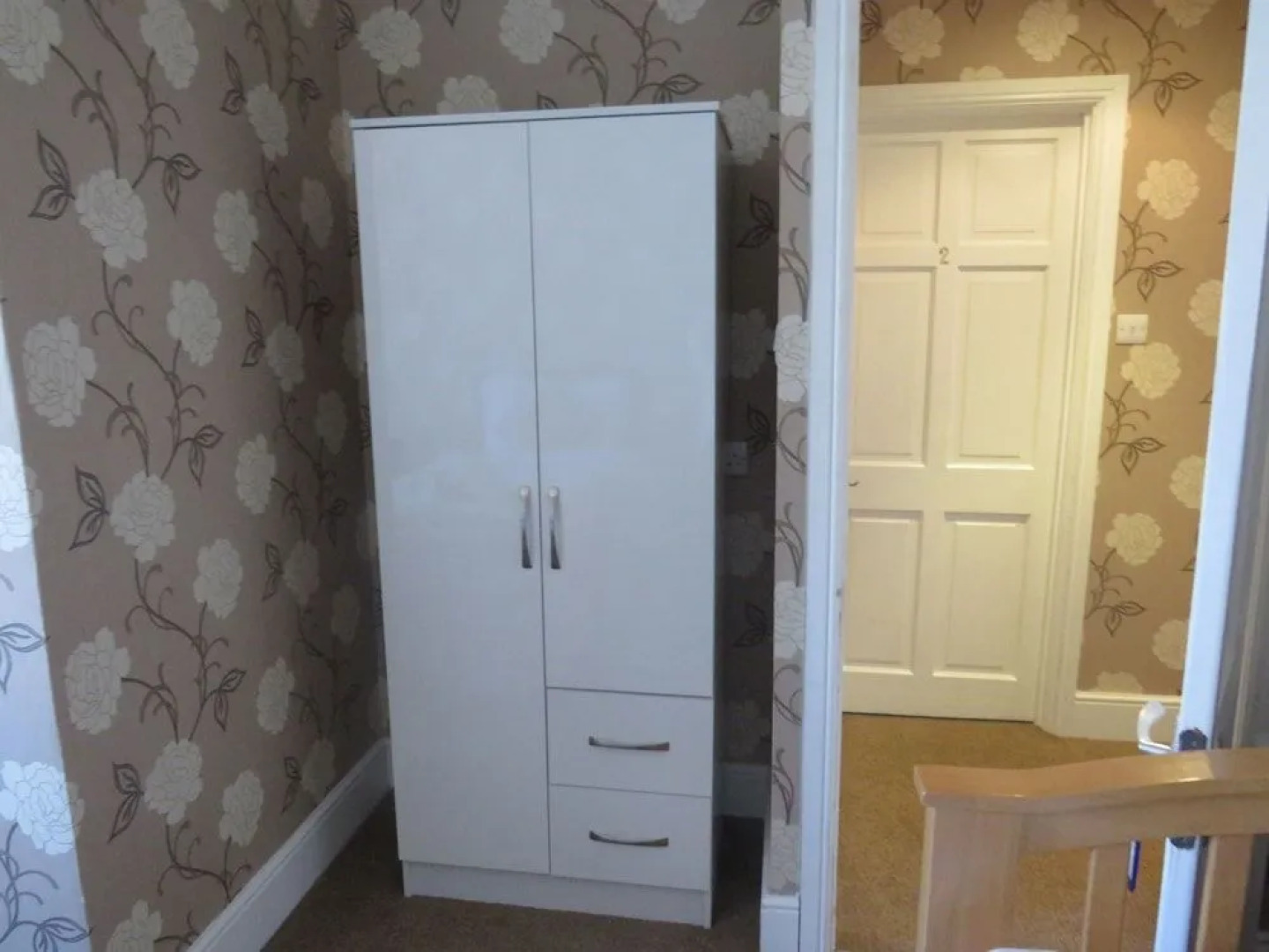 The Queens Arms Hotel