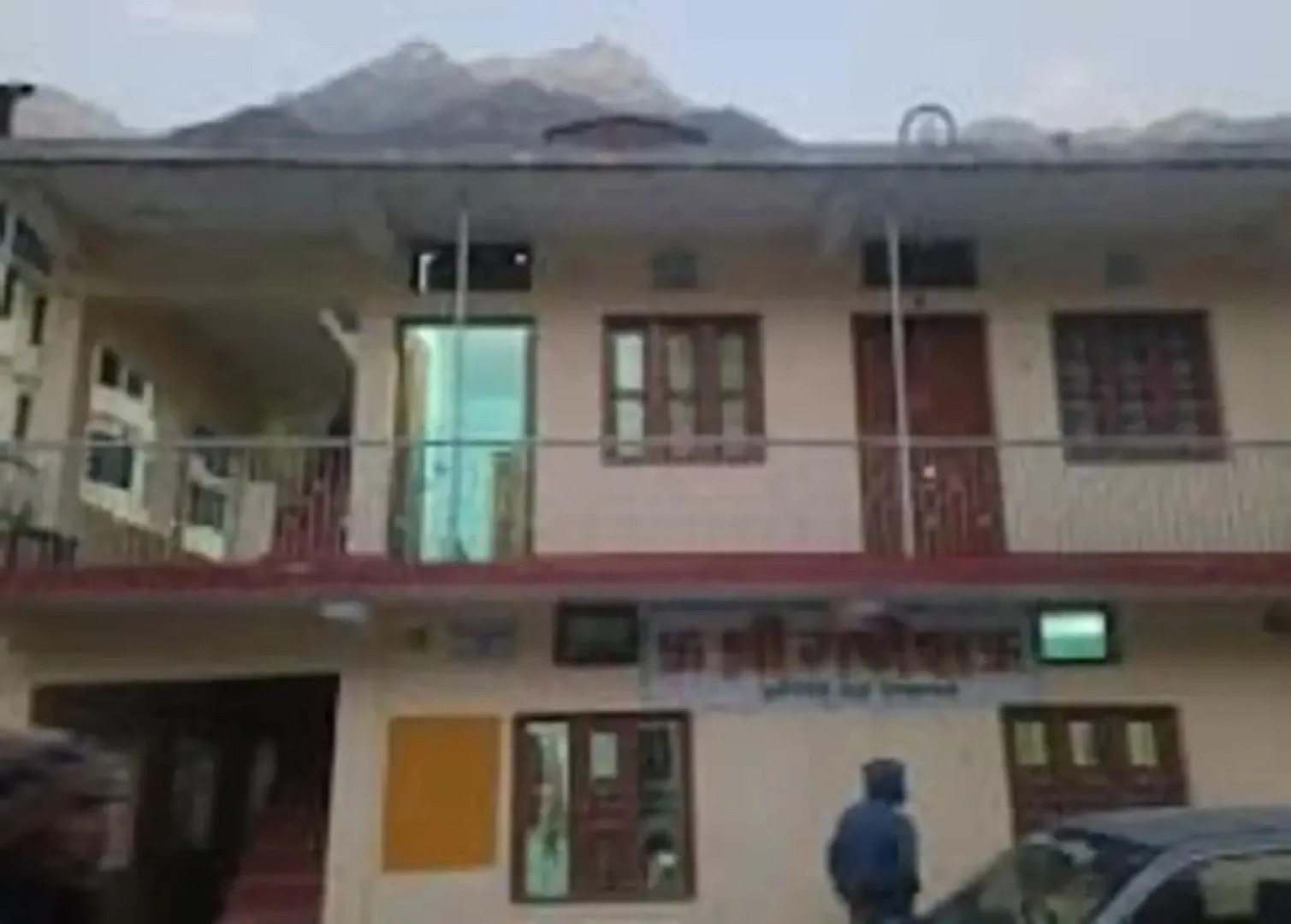 Narayan Palace Hotel