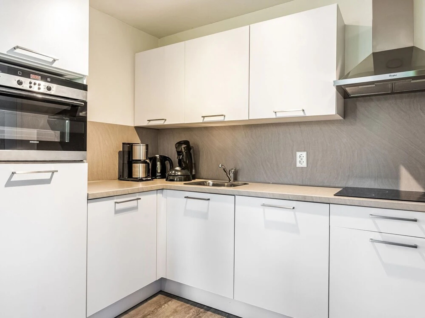 Breskens Haven: Relax, Explore & Dine