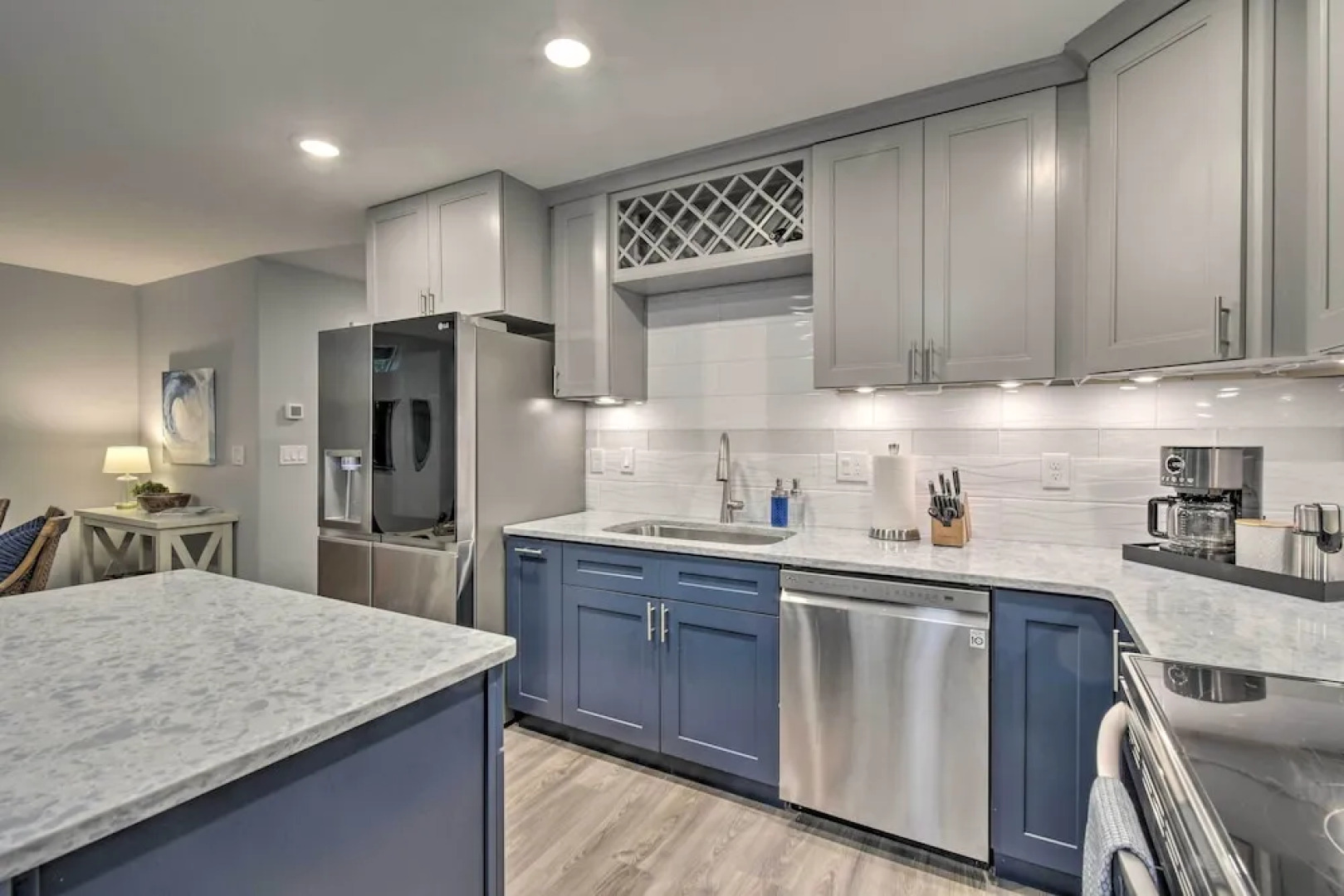 'beach Break' Home w/ Hot Tub - Walk to Beach