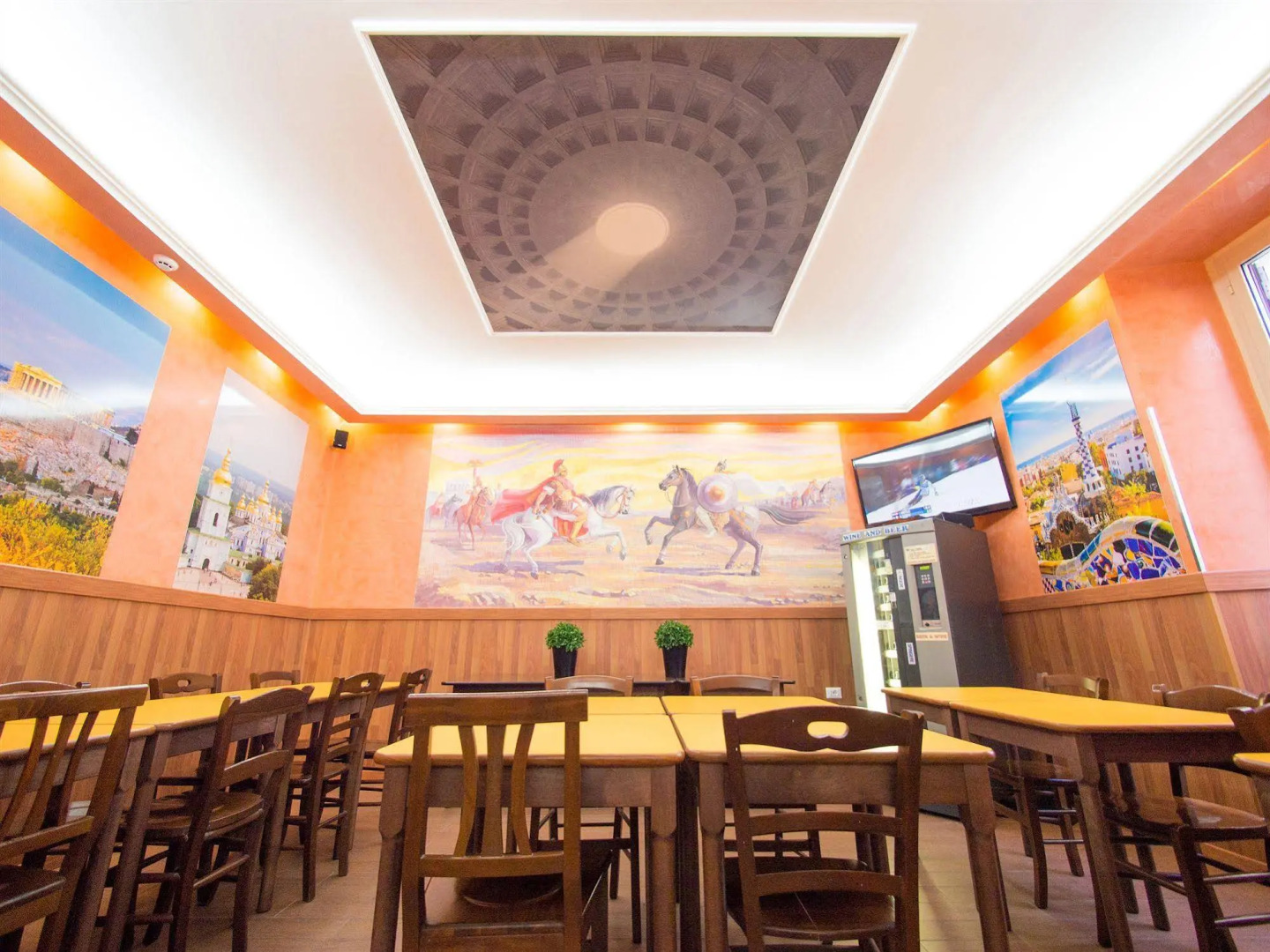 Alessandro Downtown Hostel