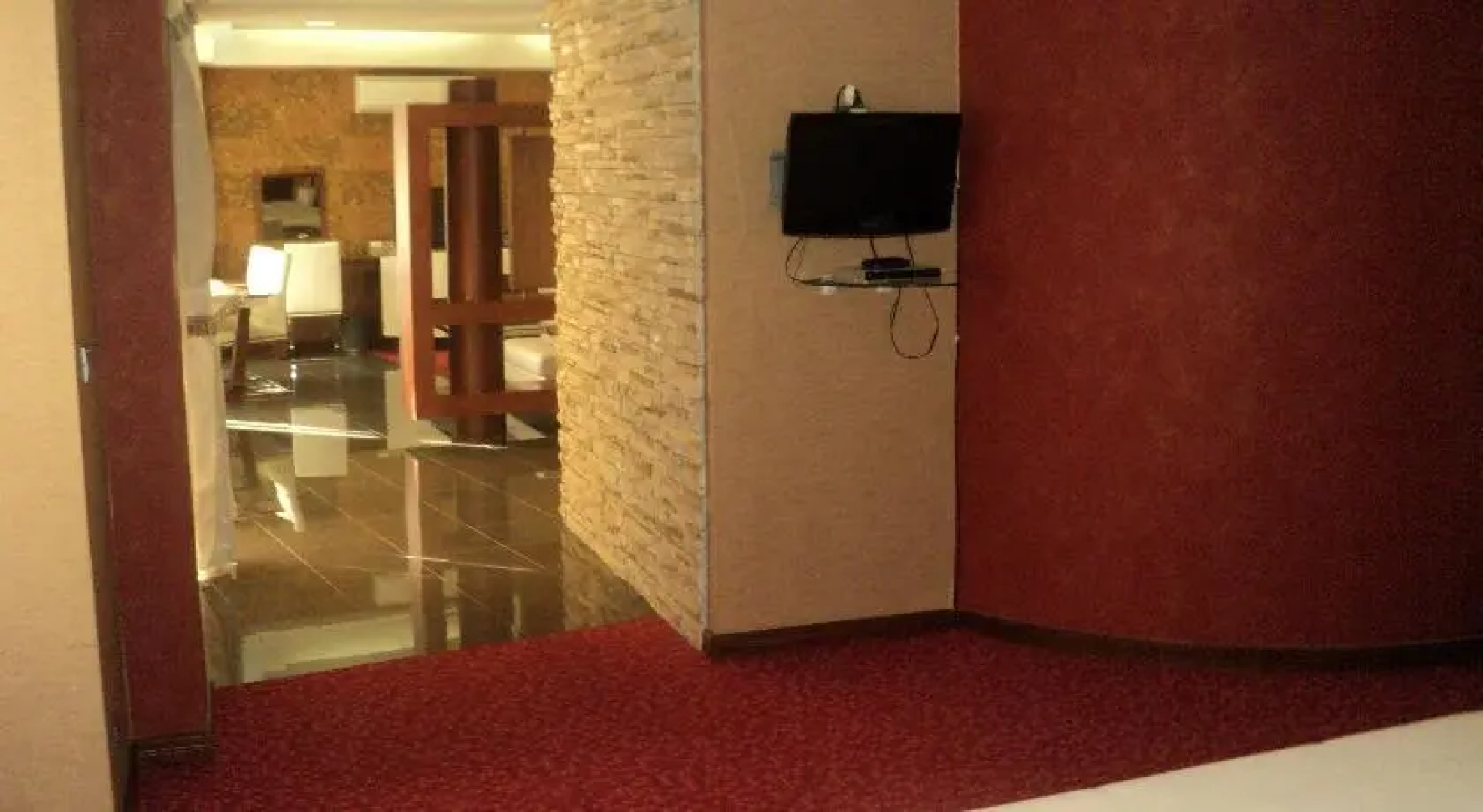 Meridian Hotel