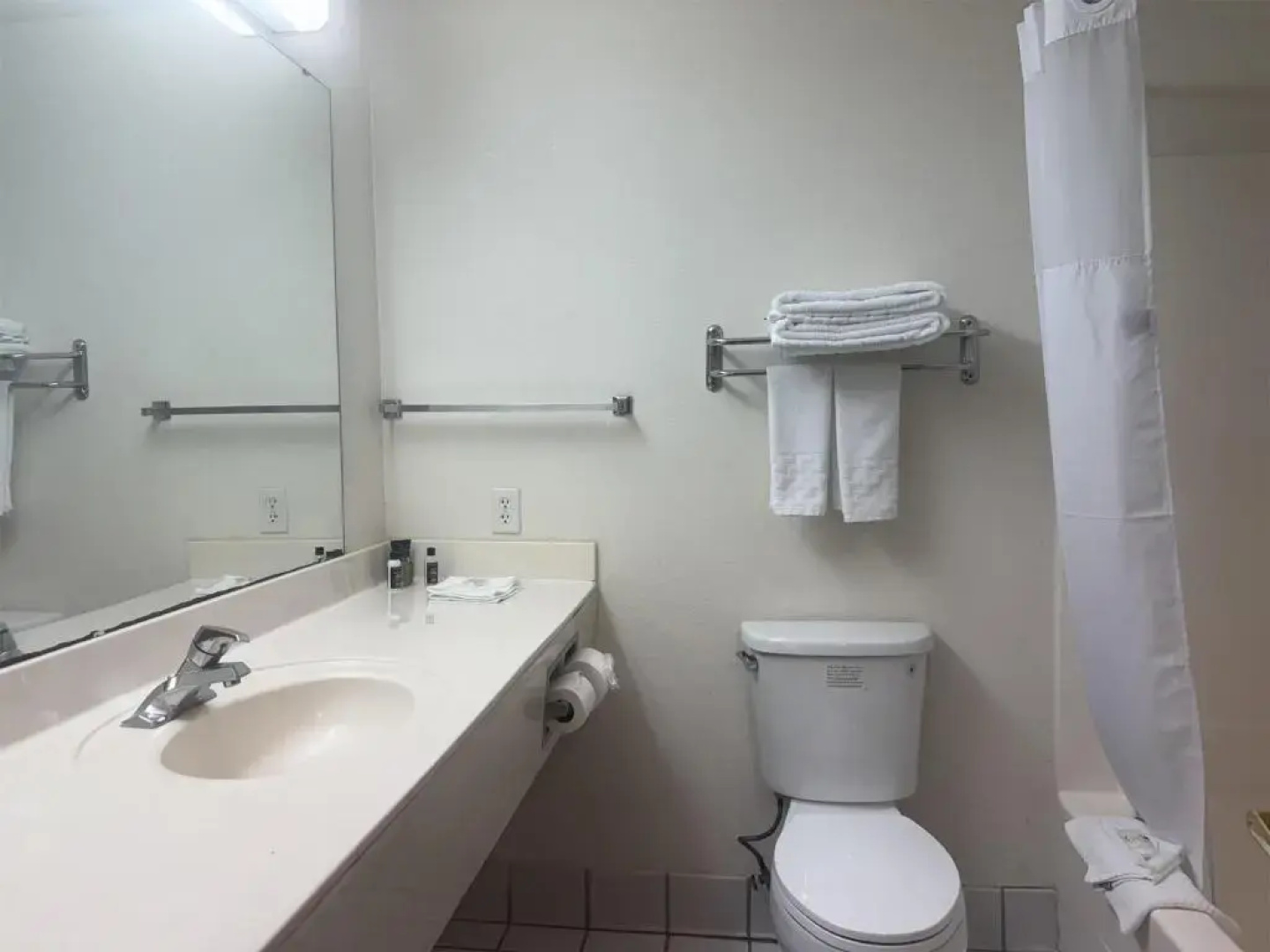 Surestay By Best Western Obetz Rickenbacker Airport