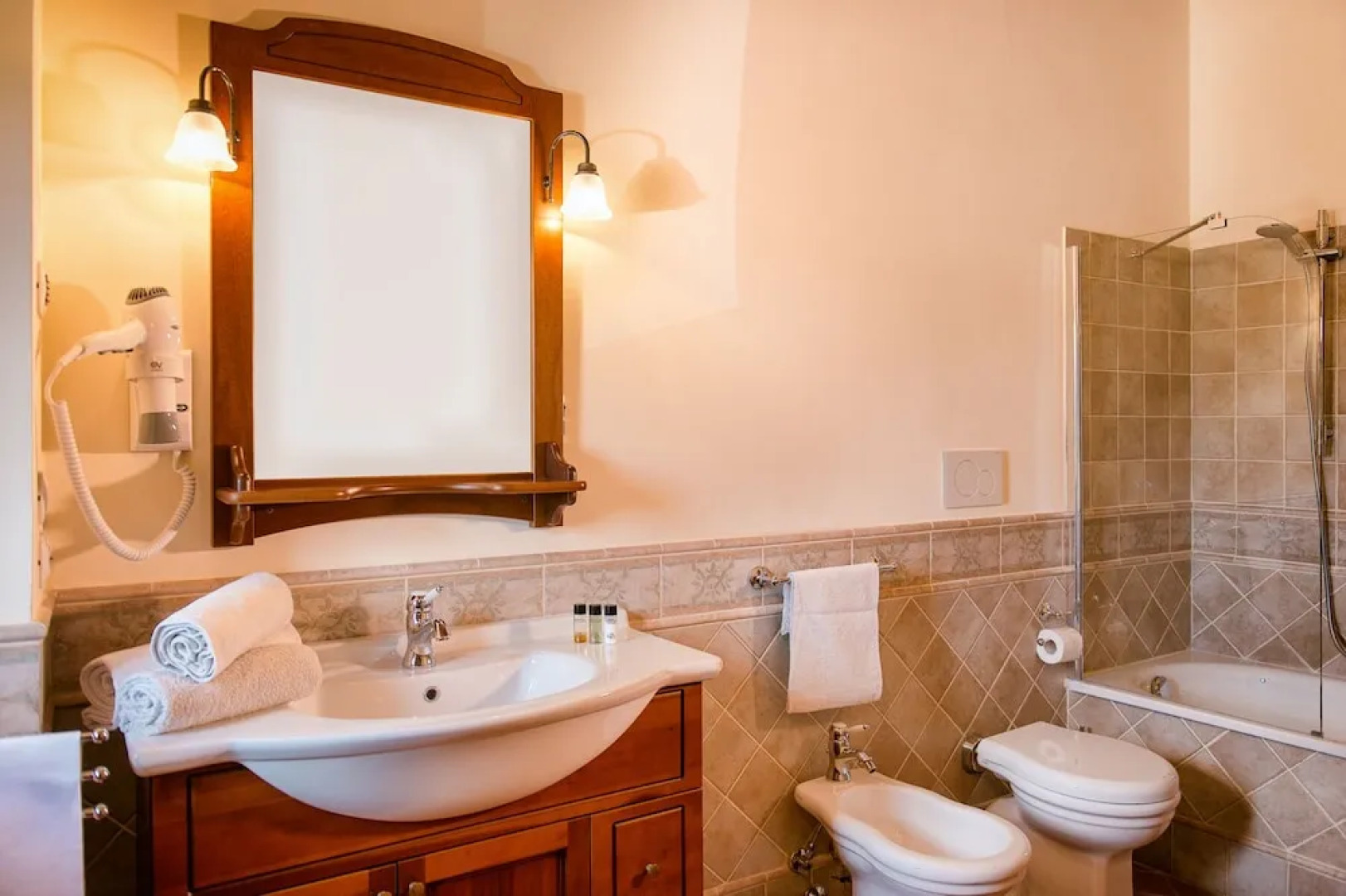 Borgo Sant'Apollinare