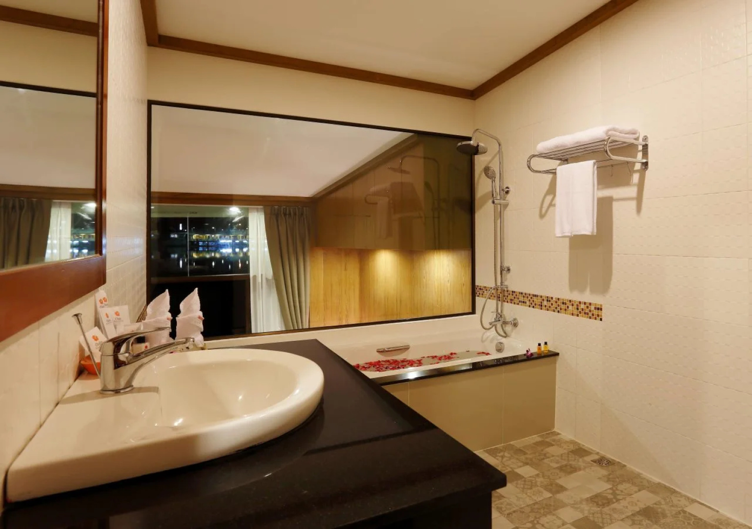 Chabana Resort