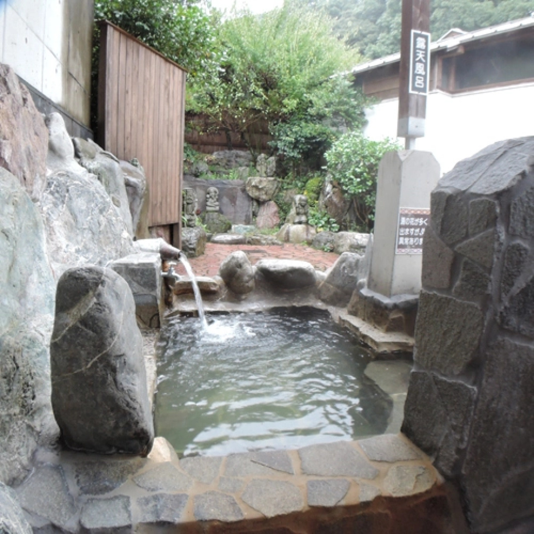 Yamae Onsen Hotaru