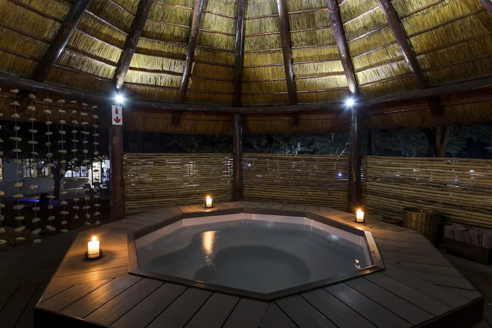 Monate Game Lodge