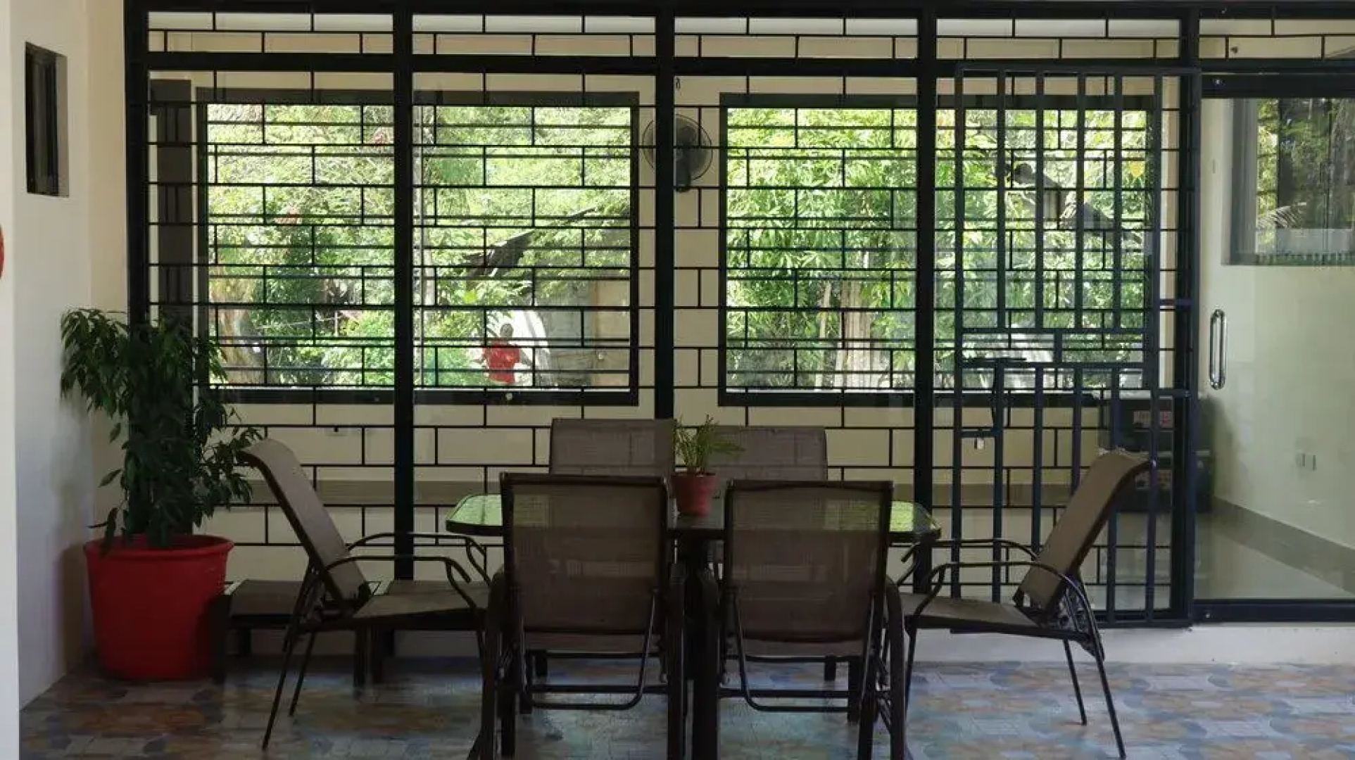 Laorenza Residences