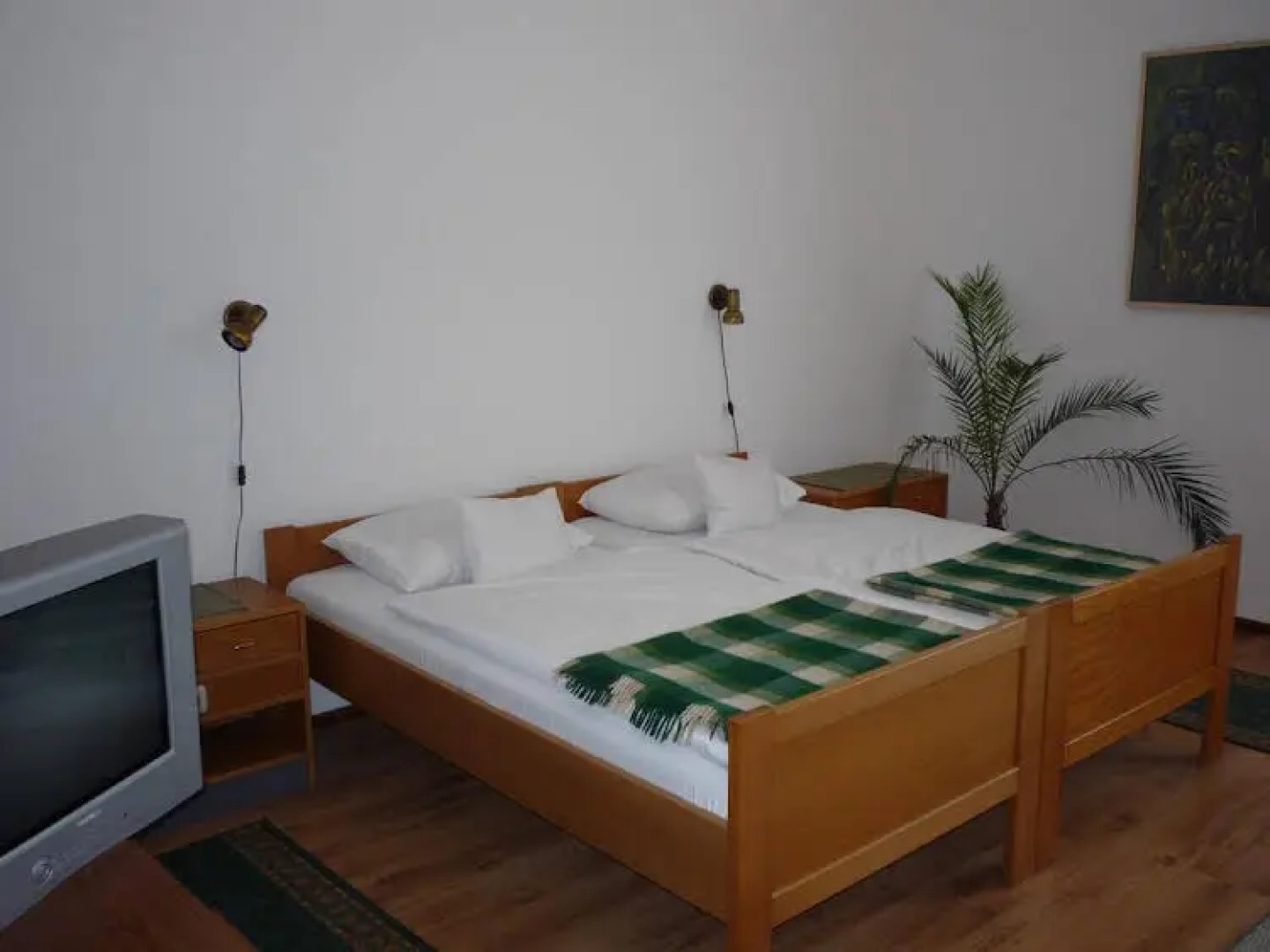 Savoyai Kastelyszallo