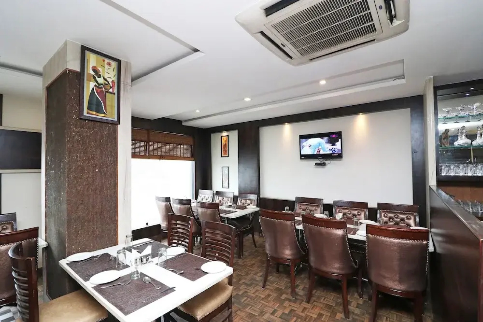 OYO 4906 Hotel Lotus