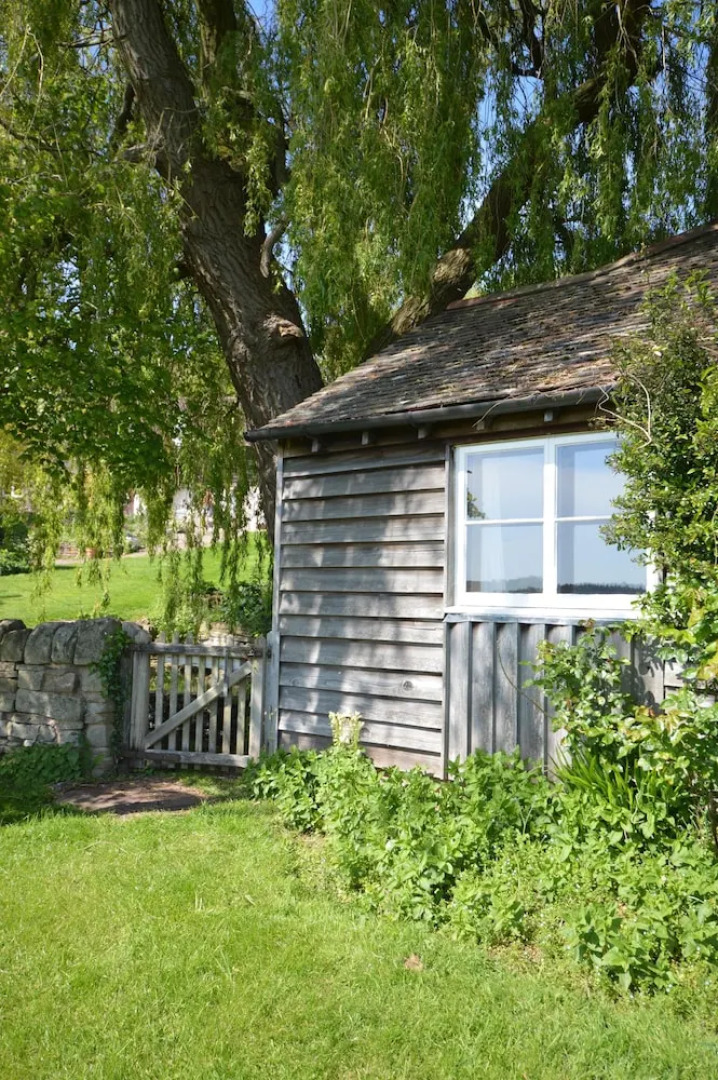 Whitewells Farm Cottages