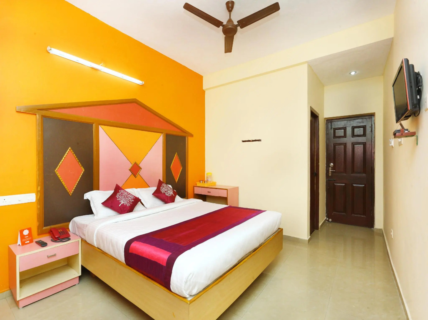 OYO spot on 10184 Kamadhenu Lodge