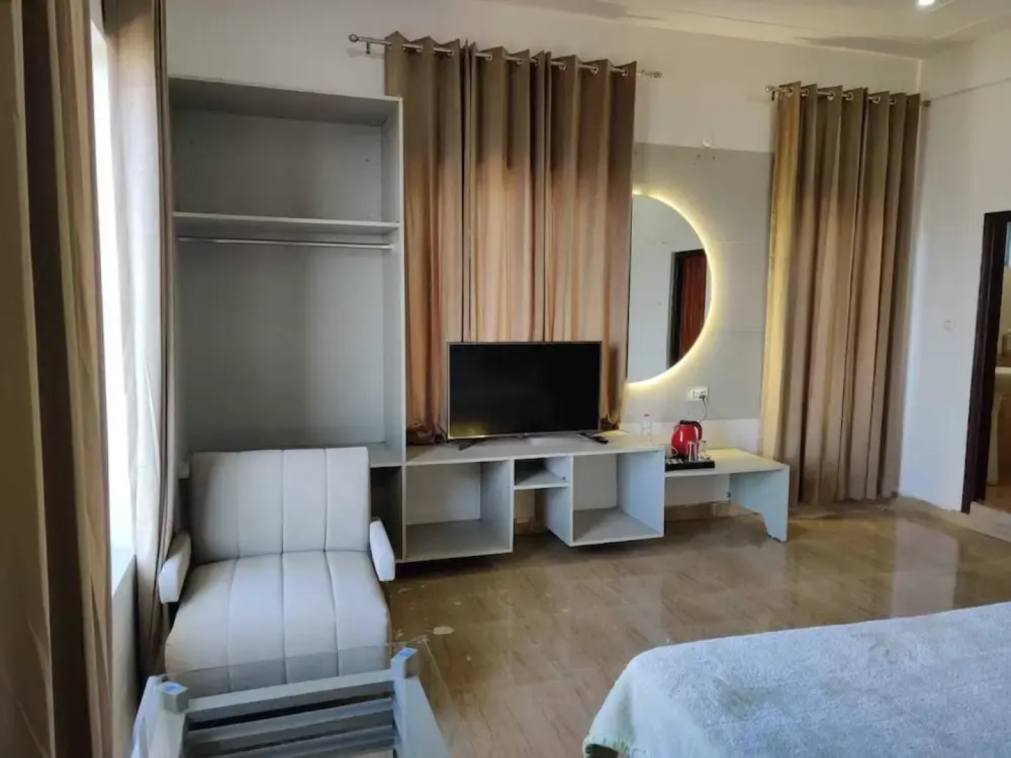 Jaitak Resort By Pine