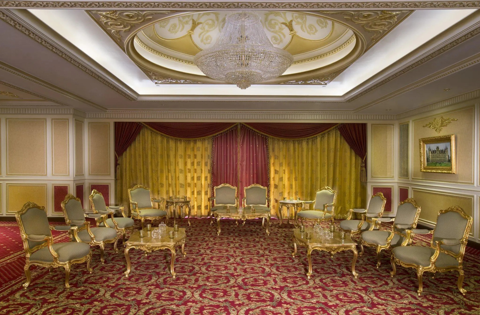 Royal Rose Abu Dhabi, a Curio by Hilton Affiliated Hotel