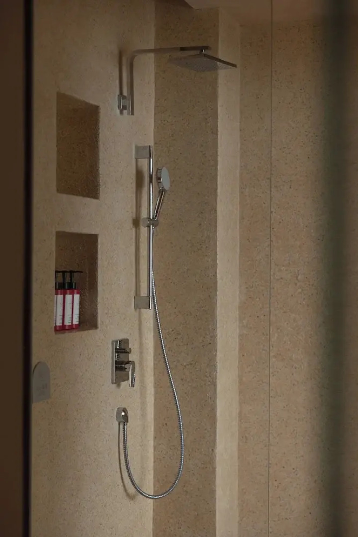 Dali Shuanglang Luna Seaview Hotel