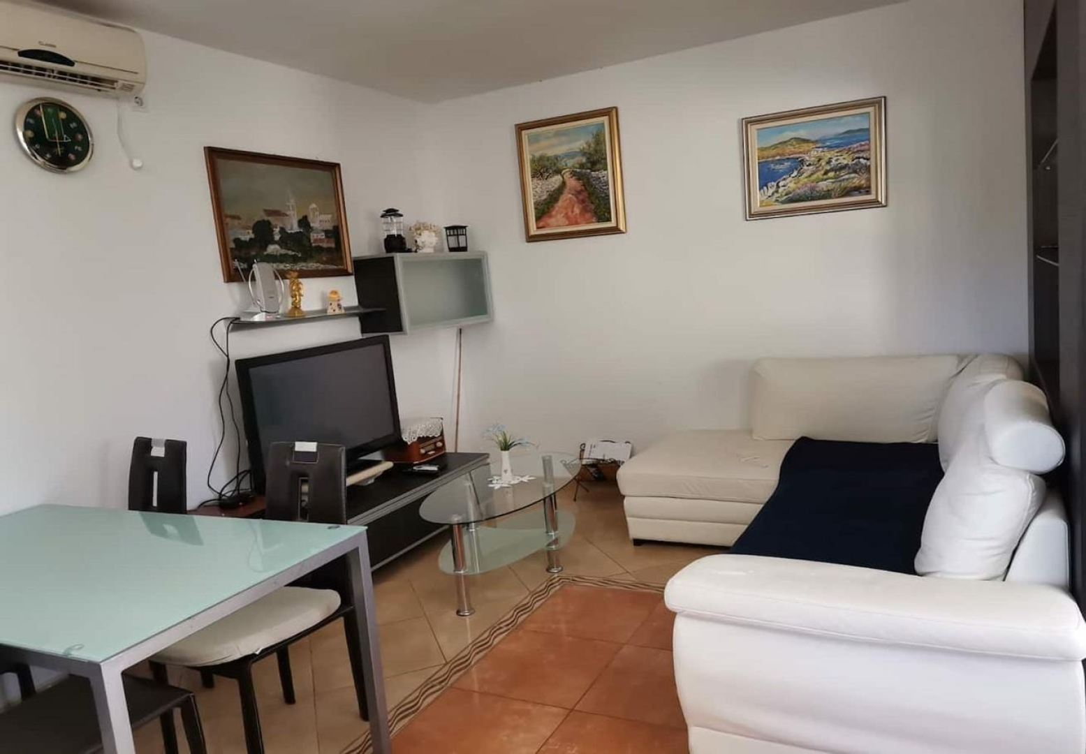 Holiday house Niksi - with pool: Skrip, Island Brac