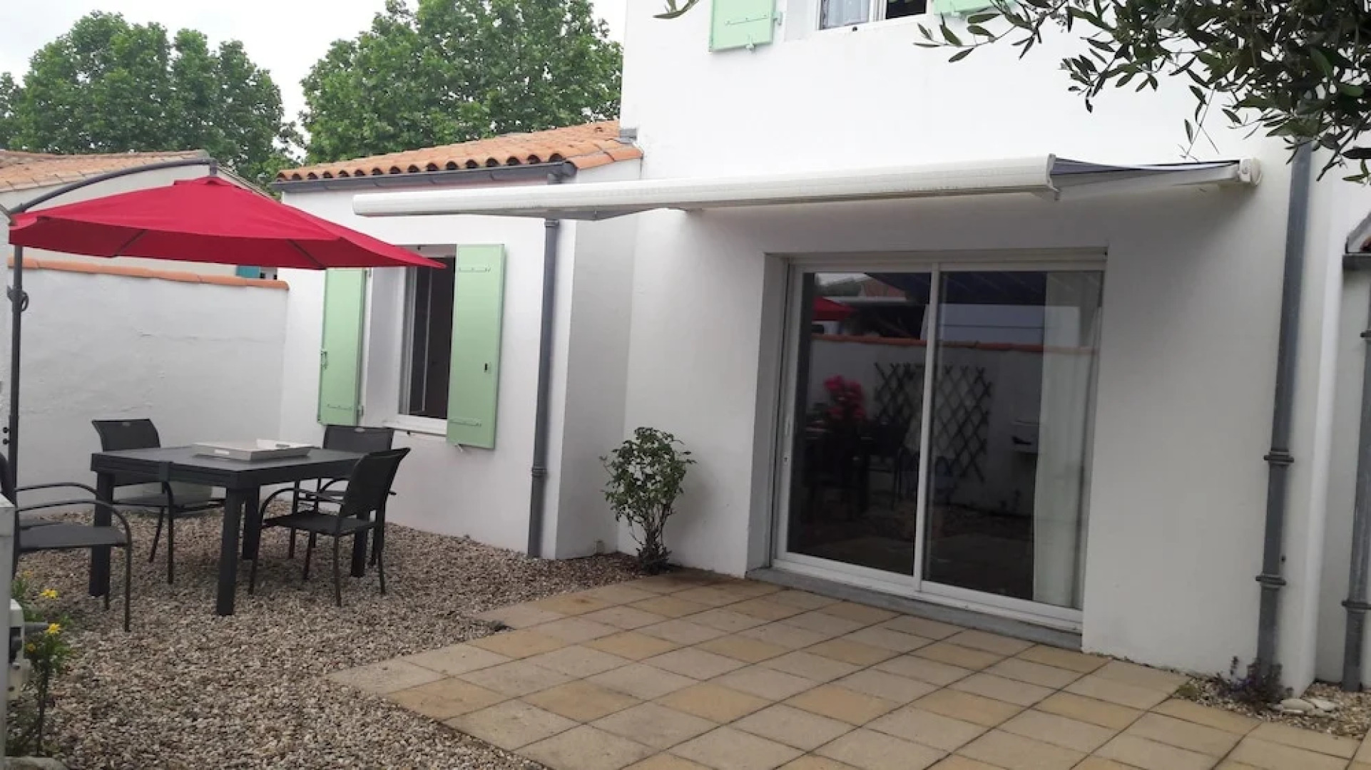 House With 3 Bedrooms in Rivedoux-plage, With Enclosed Garden and Wifi