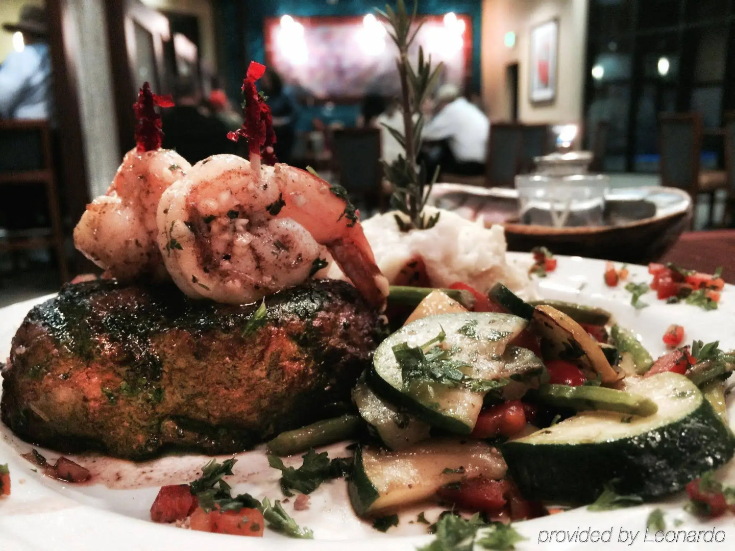 Holiday Inn Express Klamath - Redwood Ntl Pk Area by IHG