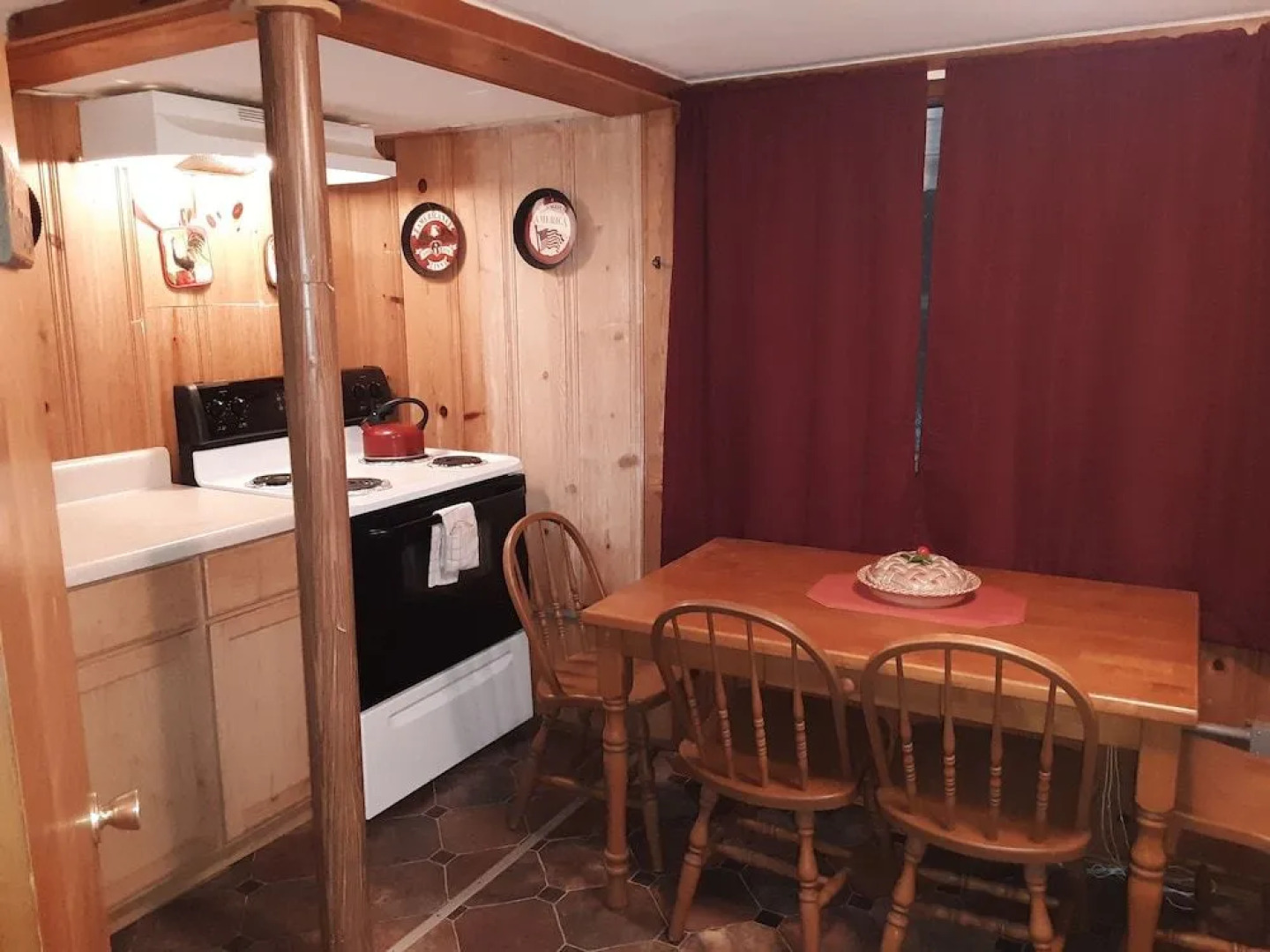 Evening Shade River Lodge and Cabins