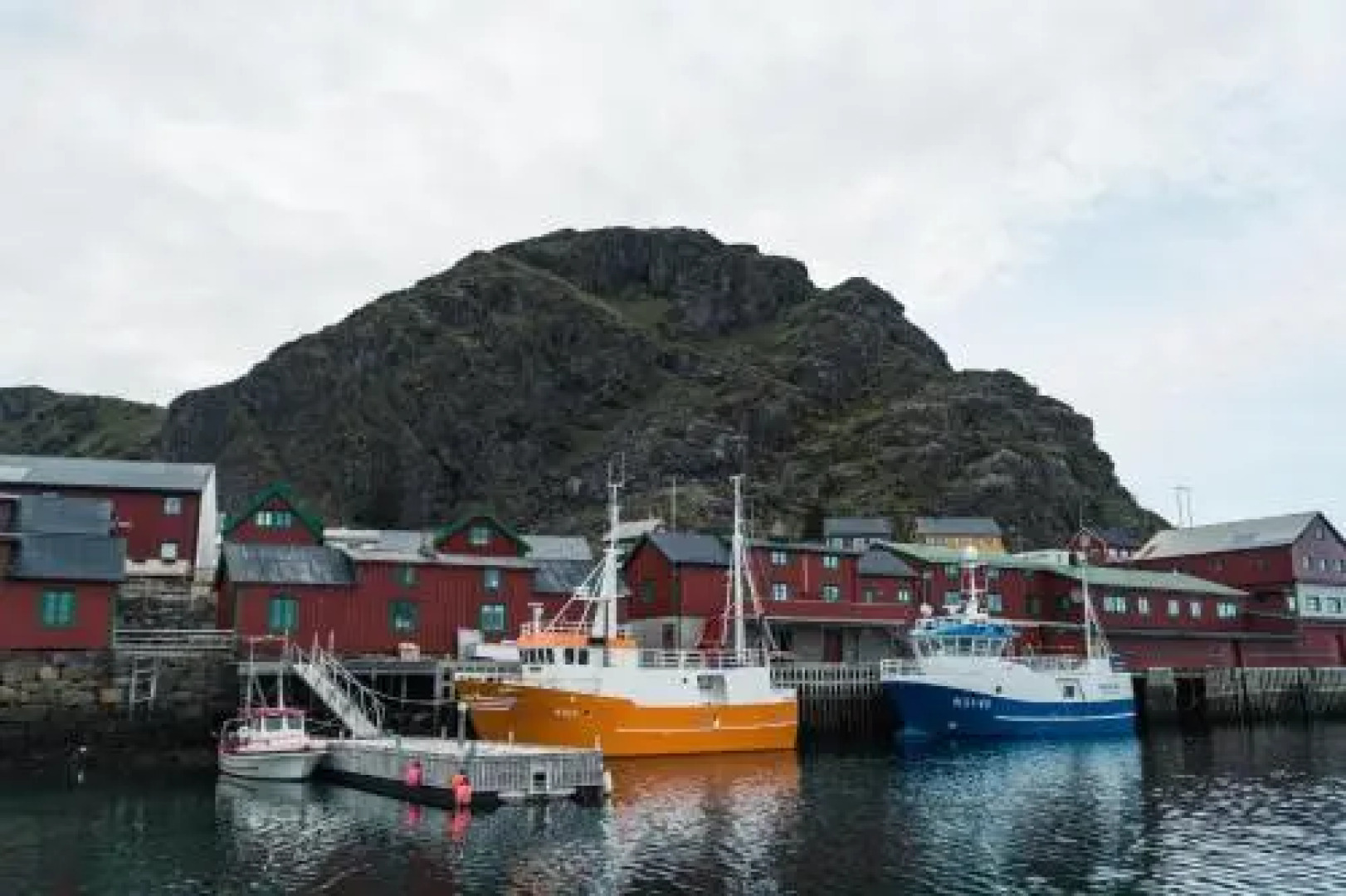 Live Lofoten Fishermen's Cabins