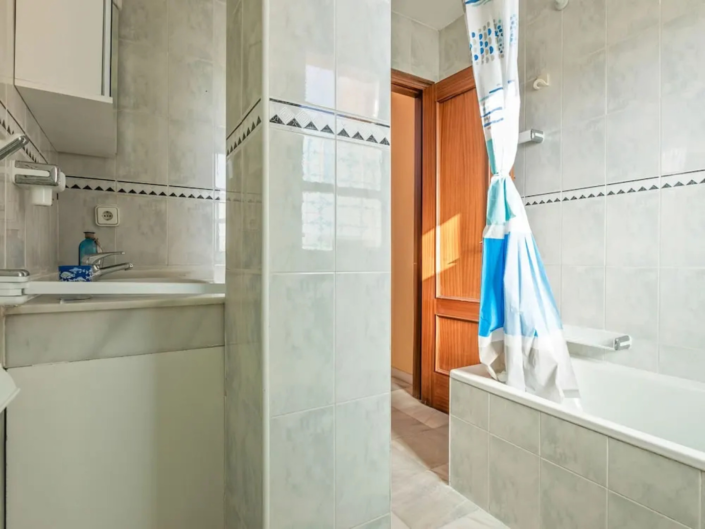 Modern Holiday Home in Benajarafe With Swimming Pool