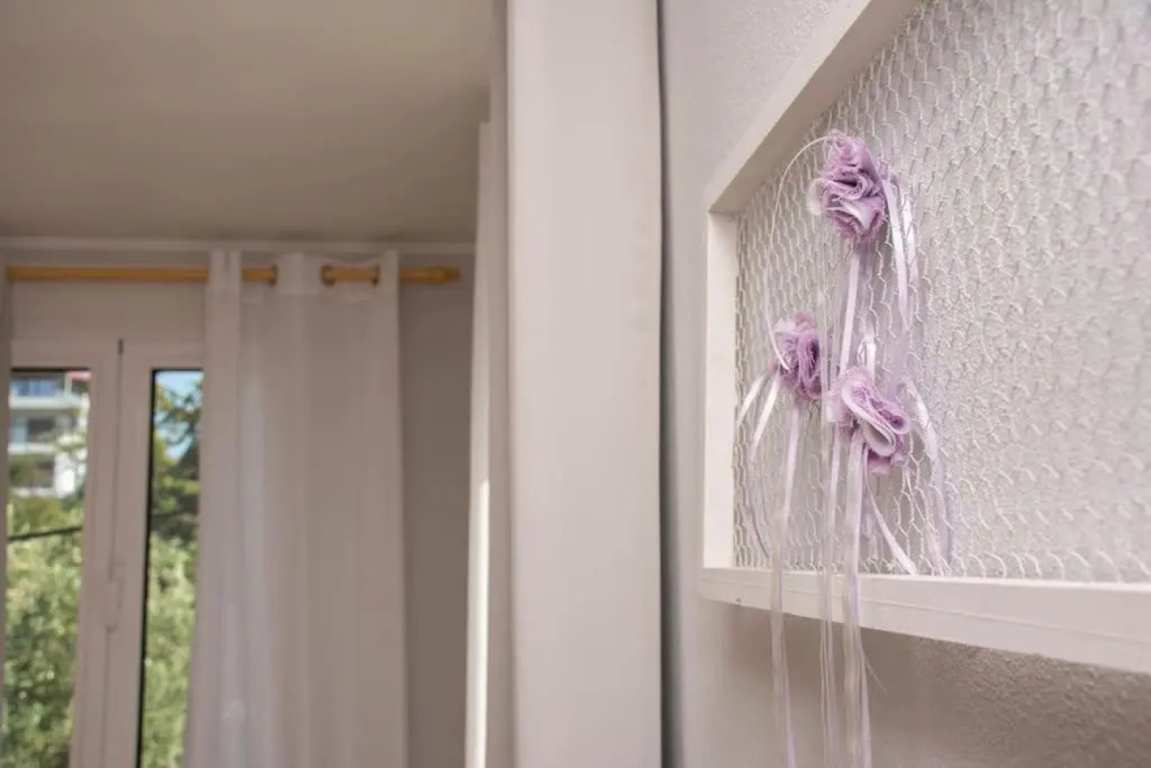 Anadora 2: Hospitable stone house with yard