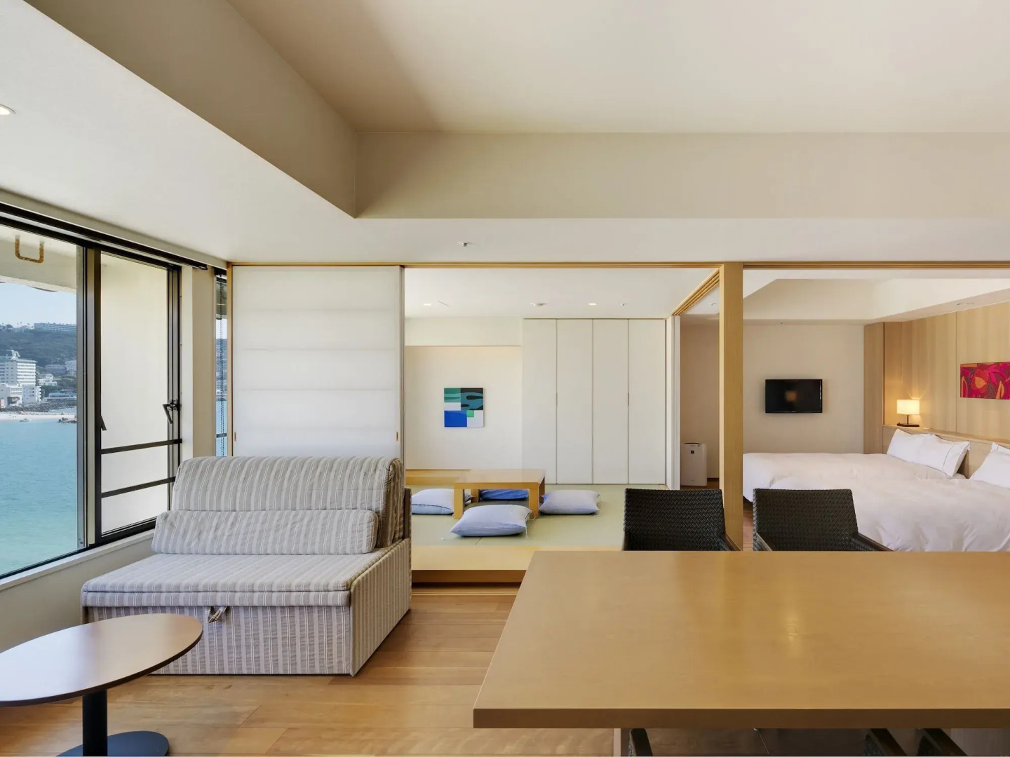 Shiraraso Grand Hotel