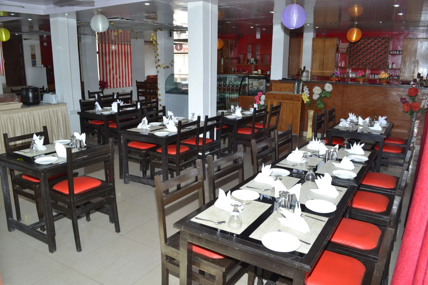 Hotel Bob's N Barley