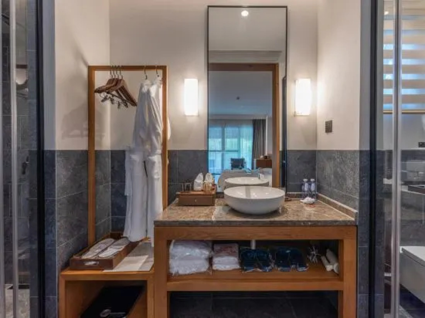 Pure Land Hotspring Resort