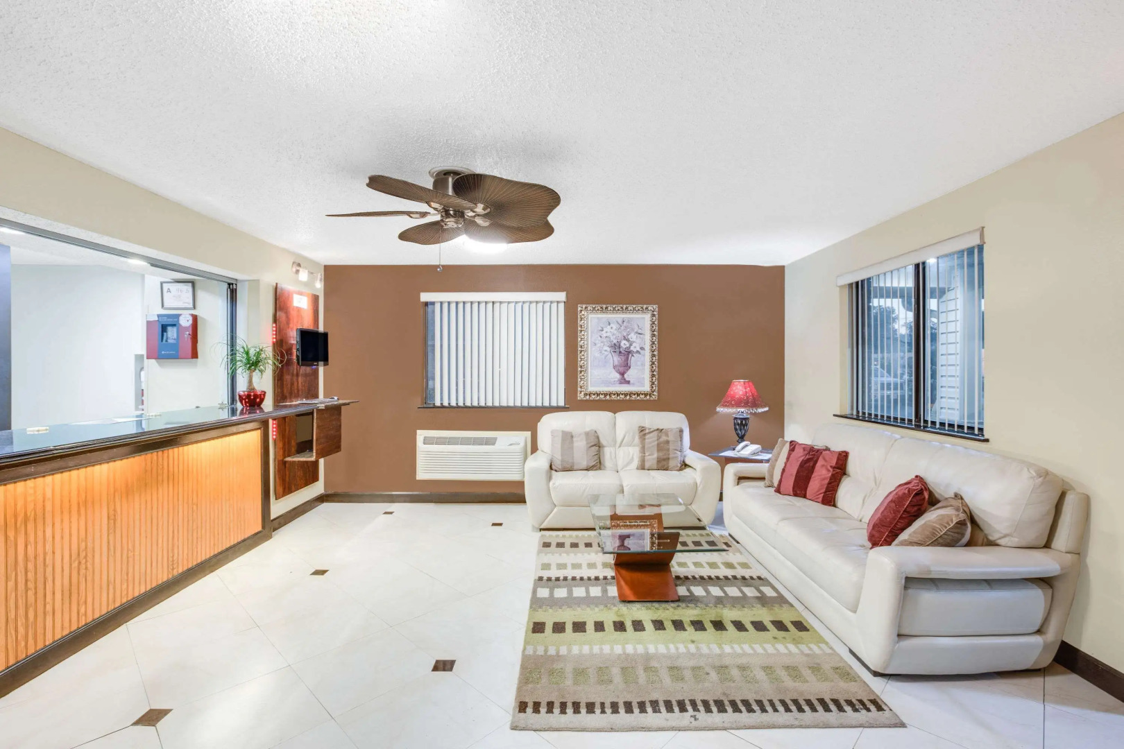 Coastal Inn & Suites - Wilmington, NC